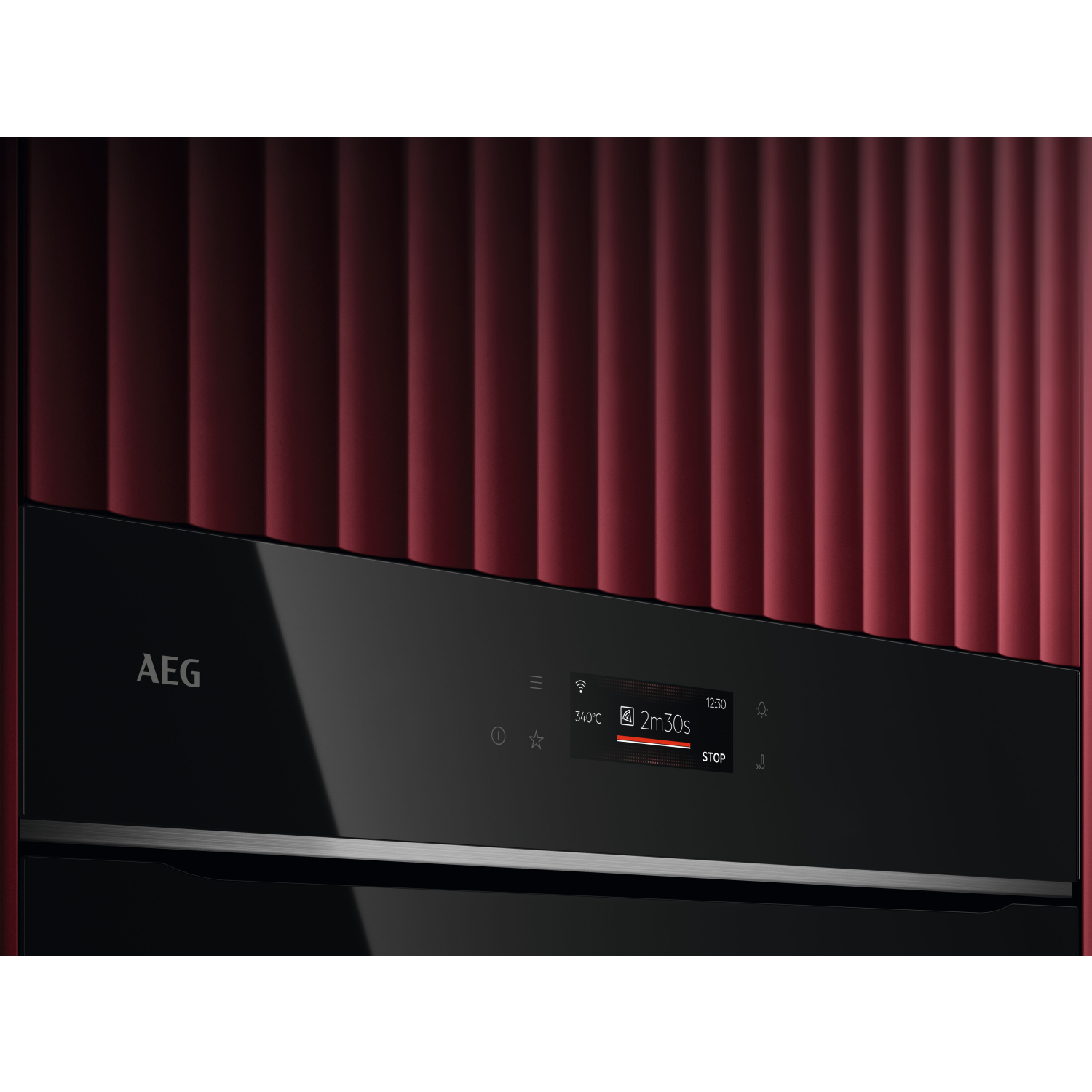 AEG GX7PB63FSB 59.6cm Built In Electric Single Oven with PizzaExpert - Gloss Black with Steel Trim full image