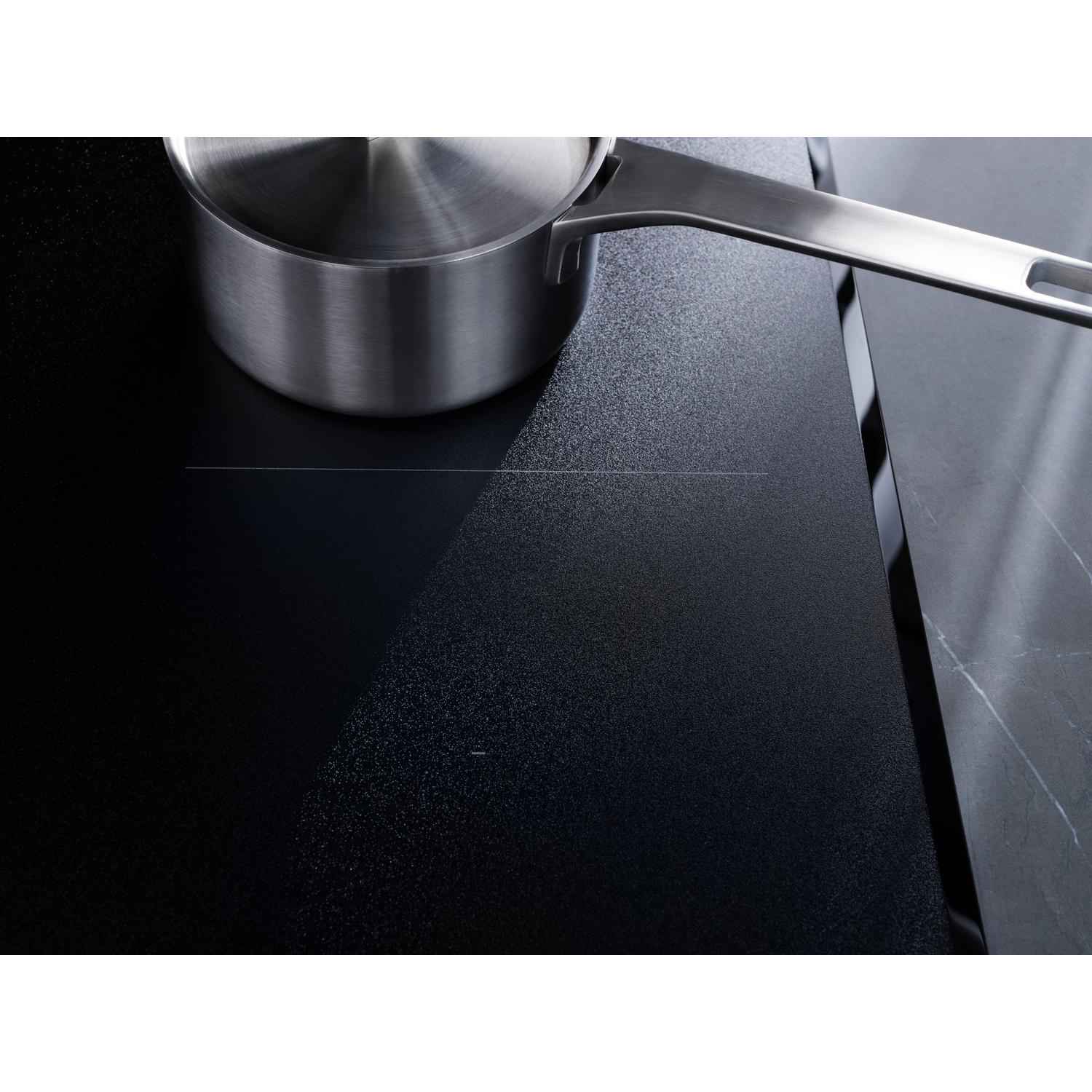 AEG SI84IB10FB 80cm Induction Hob - Black full image