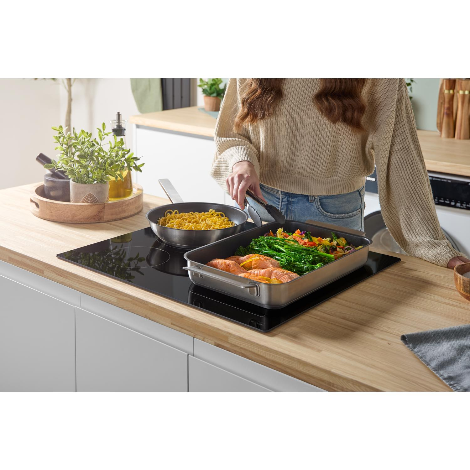 Bosch PWP611BB5B 59.2cm Induction Hob - Black full image
