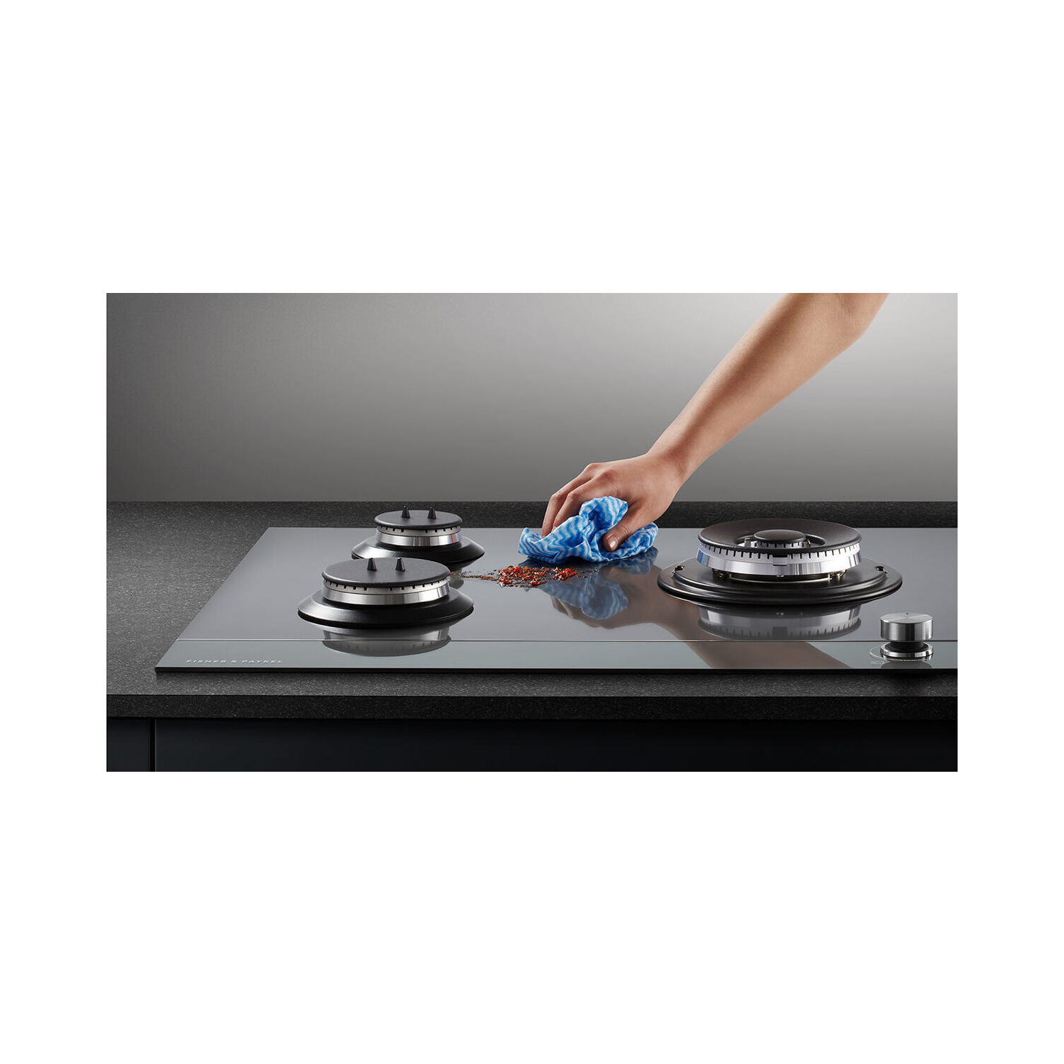 Fisher & Paykel CG905DLPGB4 90cm 5 Burner Gas Hob - Black Glass full image