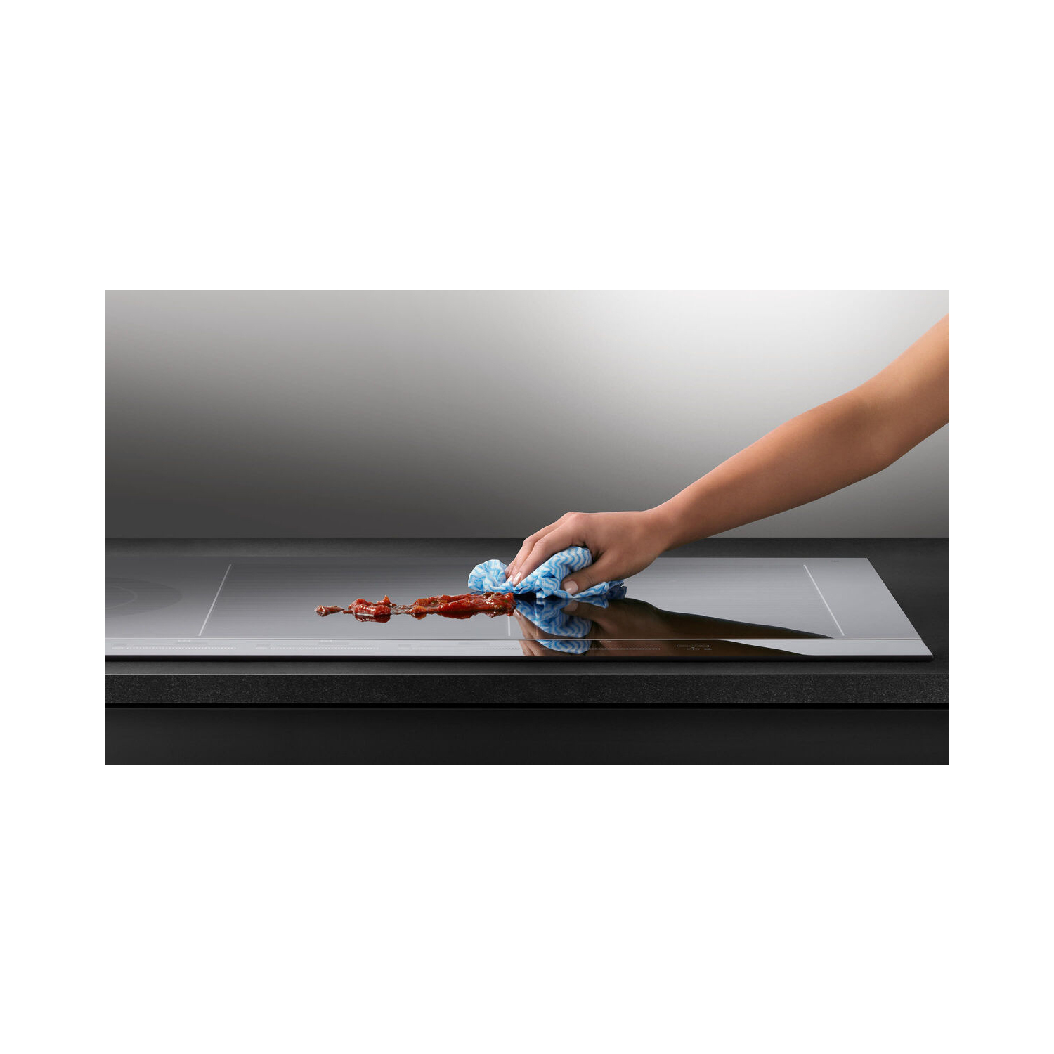 Fisher & Paykel CI302DTB4 30cm Induction Hob - Black Glass full image