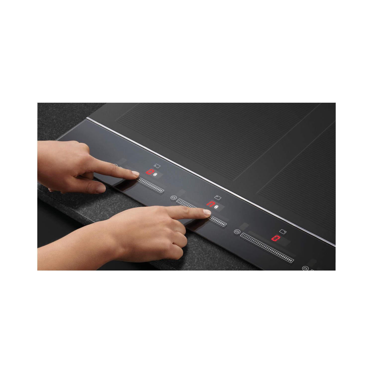 Fisher & Paykel CI302DTB4 30cm Induction Hob - Black Glass full image