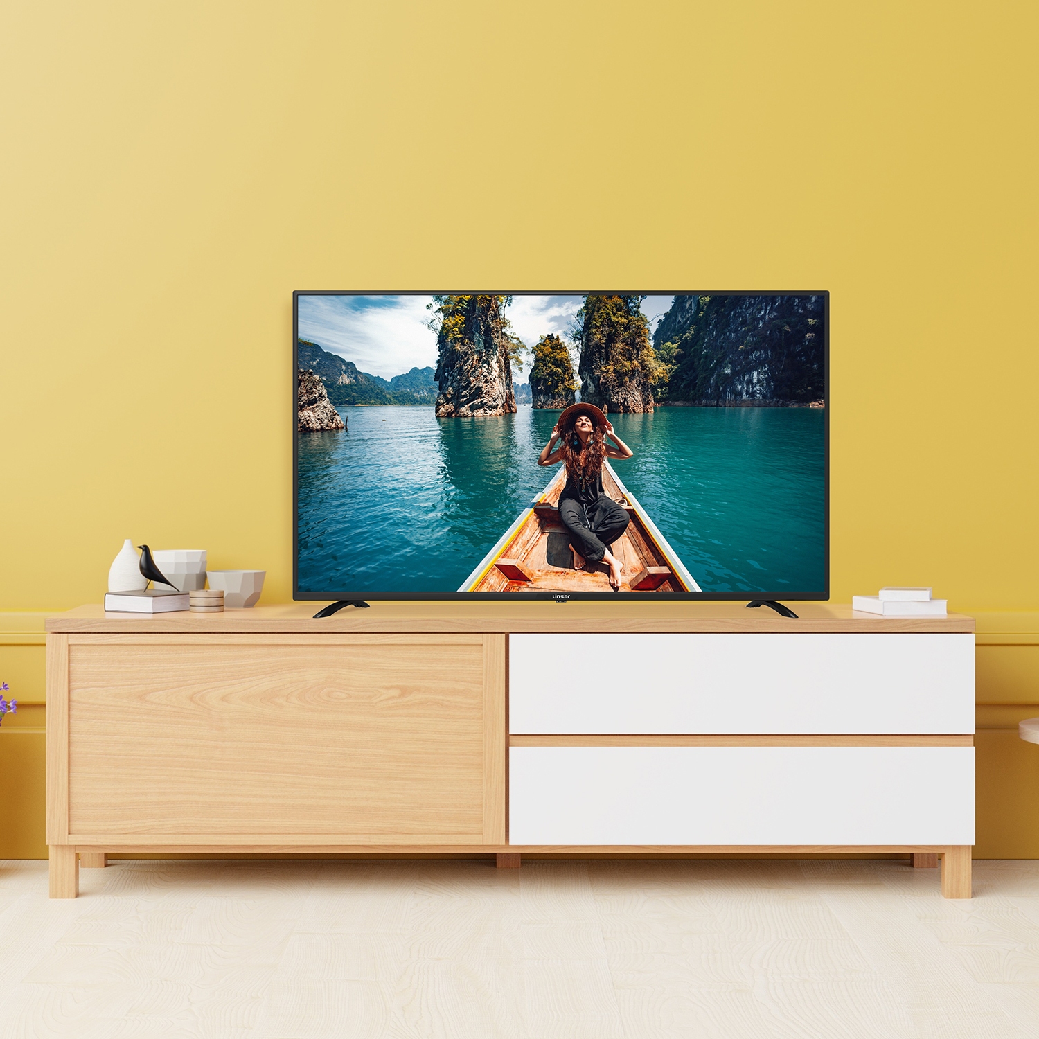 Linsar GT43LUXE 43" Full HD TV - Freeview Play and USB Record/Playback - 2