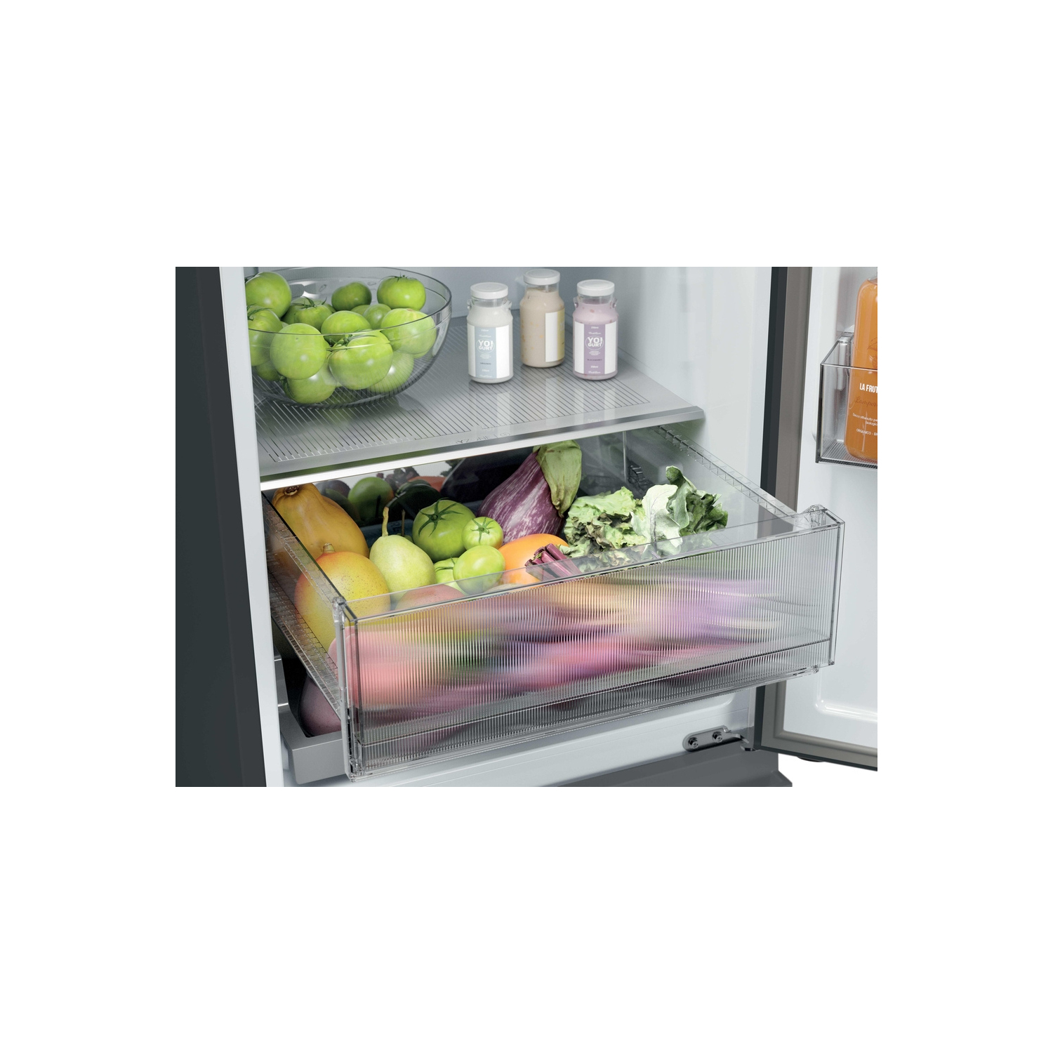 Haier HTR3518ENMTK 60/40 Fridge Freezer - Black full image
