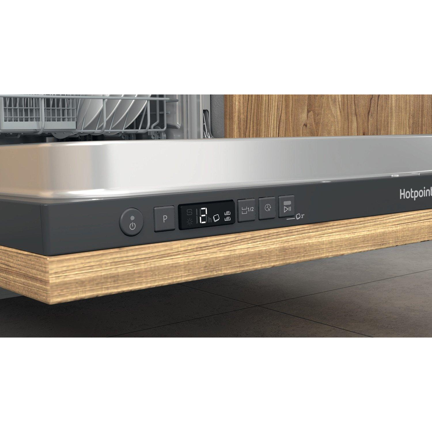 Hotpoint H2IHKD526UK Integrated Full Size Dishwasher - 14 Place Settings - 3