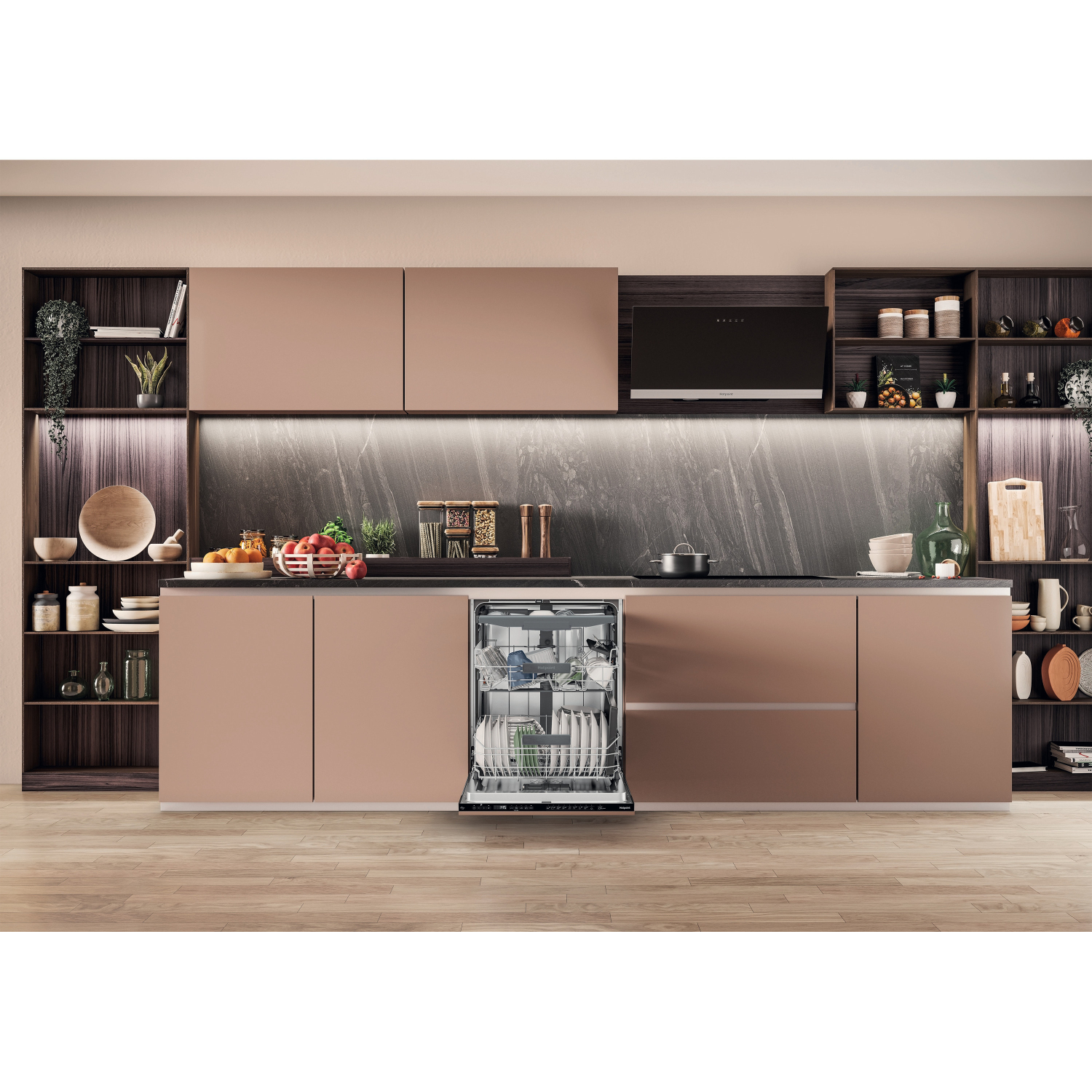 Hotpoint Maxi Space H7IC16M6 UK Integrated Dishwasher with Third Rack - 16 Place Settings full image