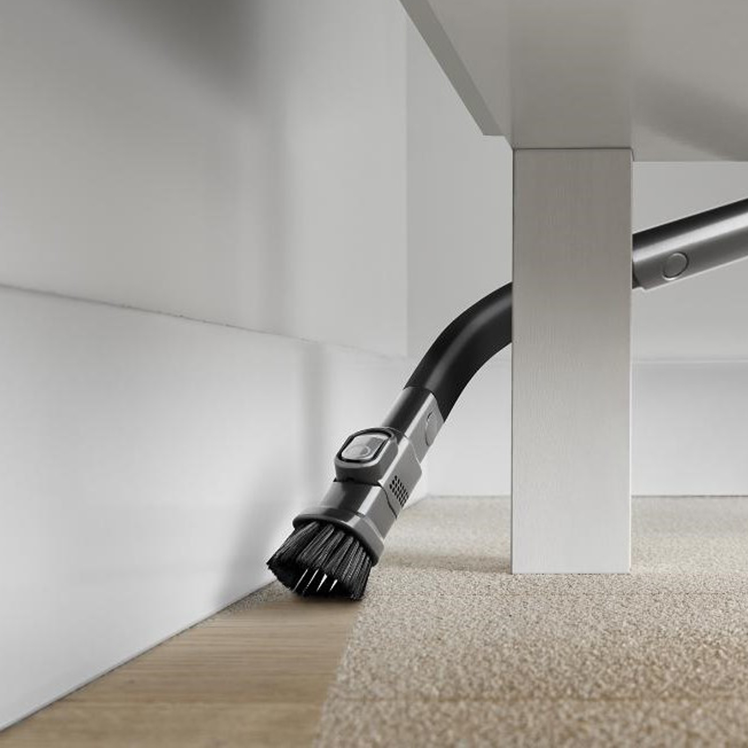 Dyson V8ORIGIN Cordless Stick Vacuum Cleaner with Dyson Complete Cleaning Kit - 40 Minutes Run Time - Purple full image