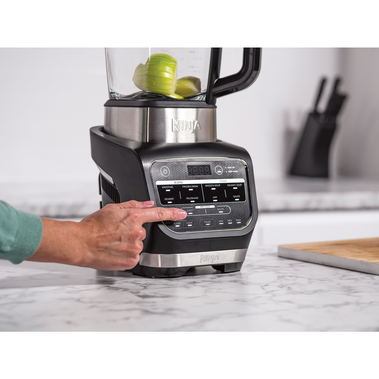 Ninja HB150UK Hot and Cold Blender and Soup Maker full image