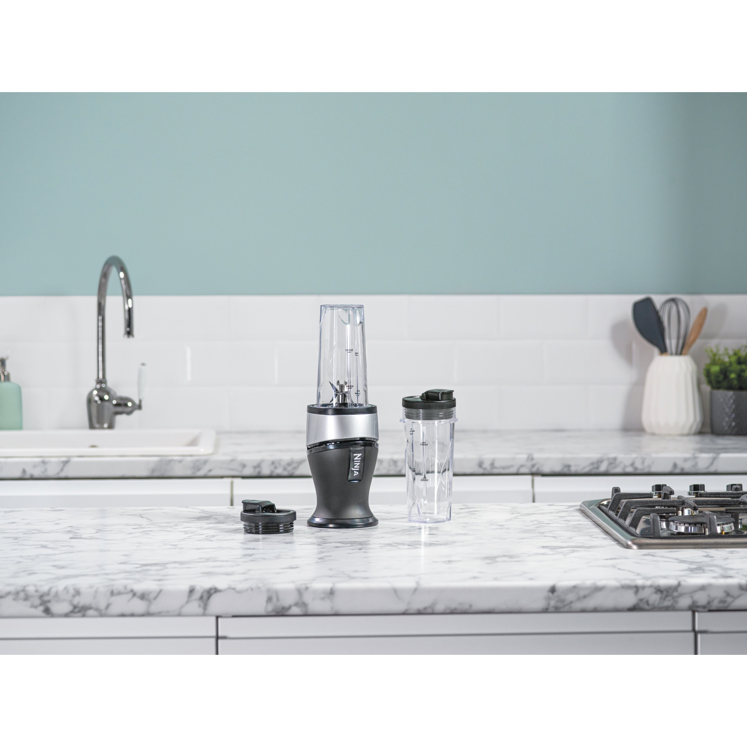 Ninja QB3001UKS Blender and Smoothie Maker - Black/Silver full image