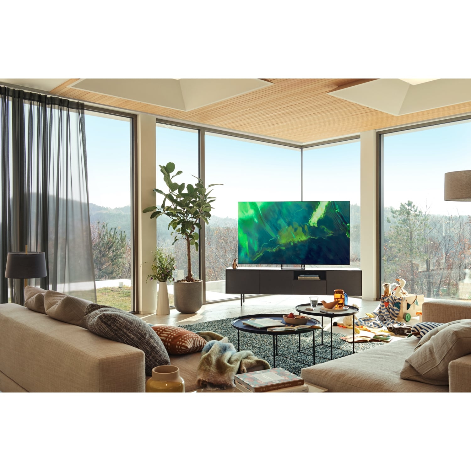 Samsung QE85Q70AATXXU 85" 4K QLED Smart TV Quantum HDR powered by HDR10+ Motion Xcelerator Turbo Plus with AI Sound full image