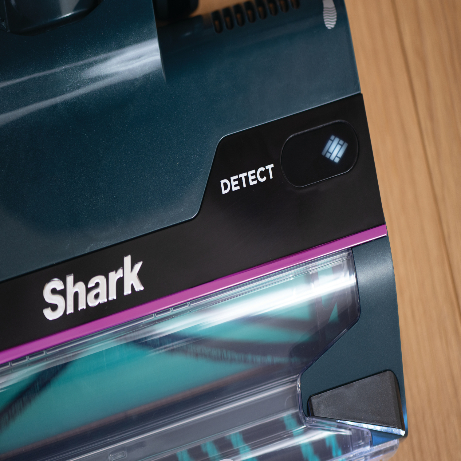 Shark LA791UKT Detect Pet Pro Upright Corded Vacuum  full image