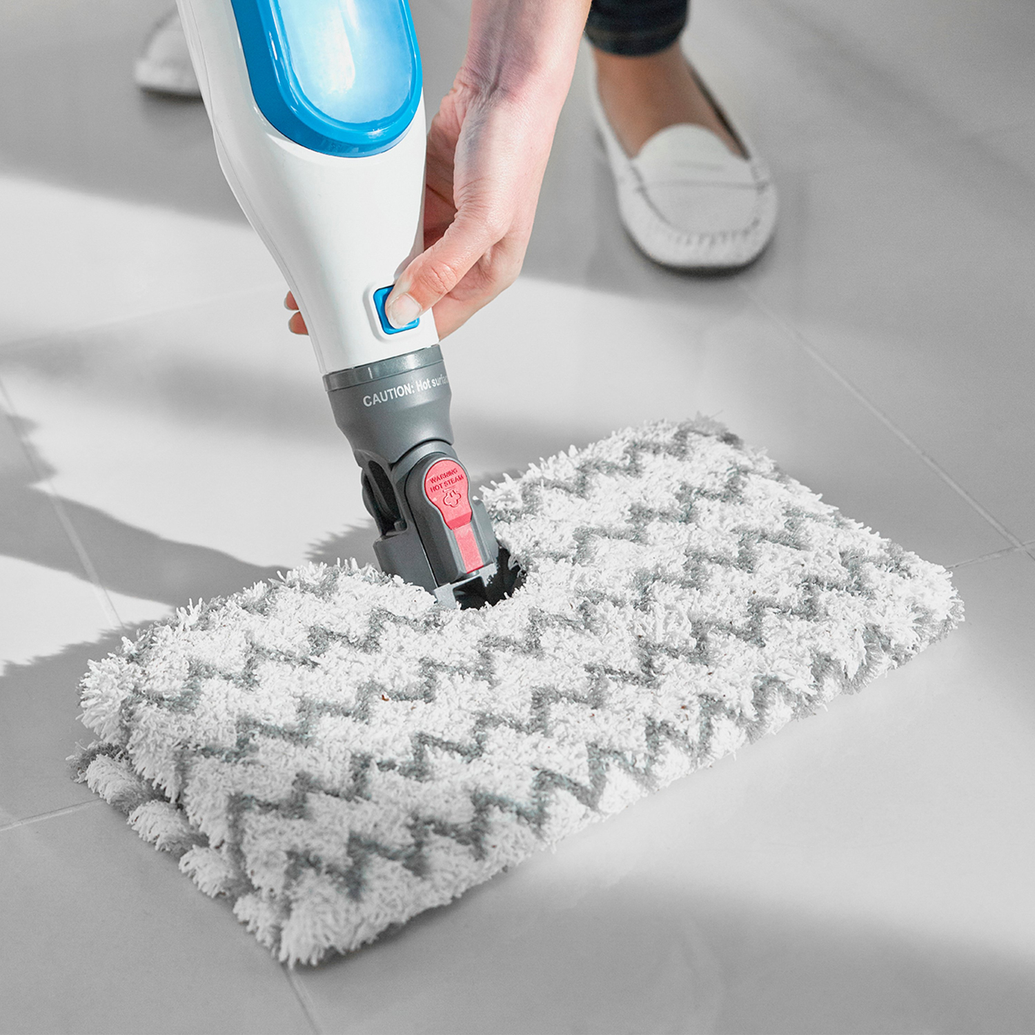 Shark S6001UK Klik n'Flip Manual Steam Pocket Mop - White/Blue Bird Blue full image