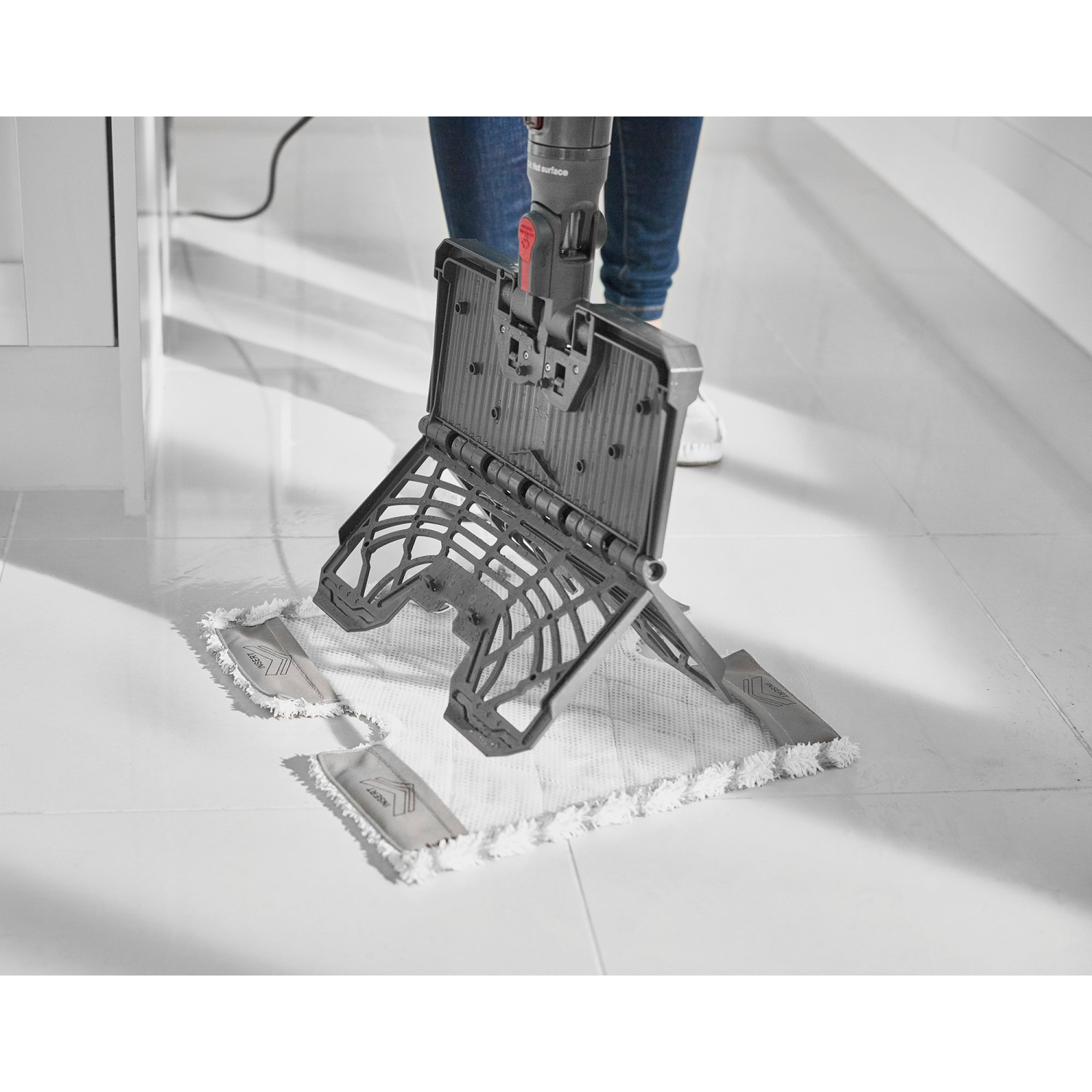 Shark S6003UK Klik n'Flip Automatic Steam Pocket Mop - Shark Steel Grey/Bordeaux full image