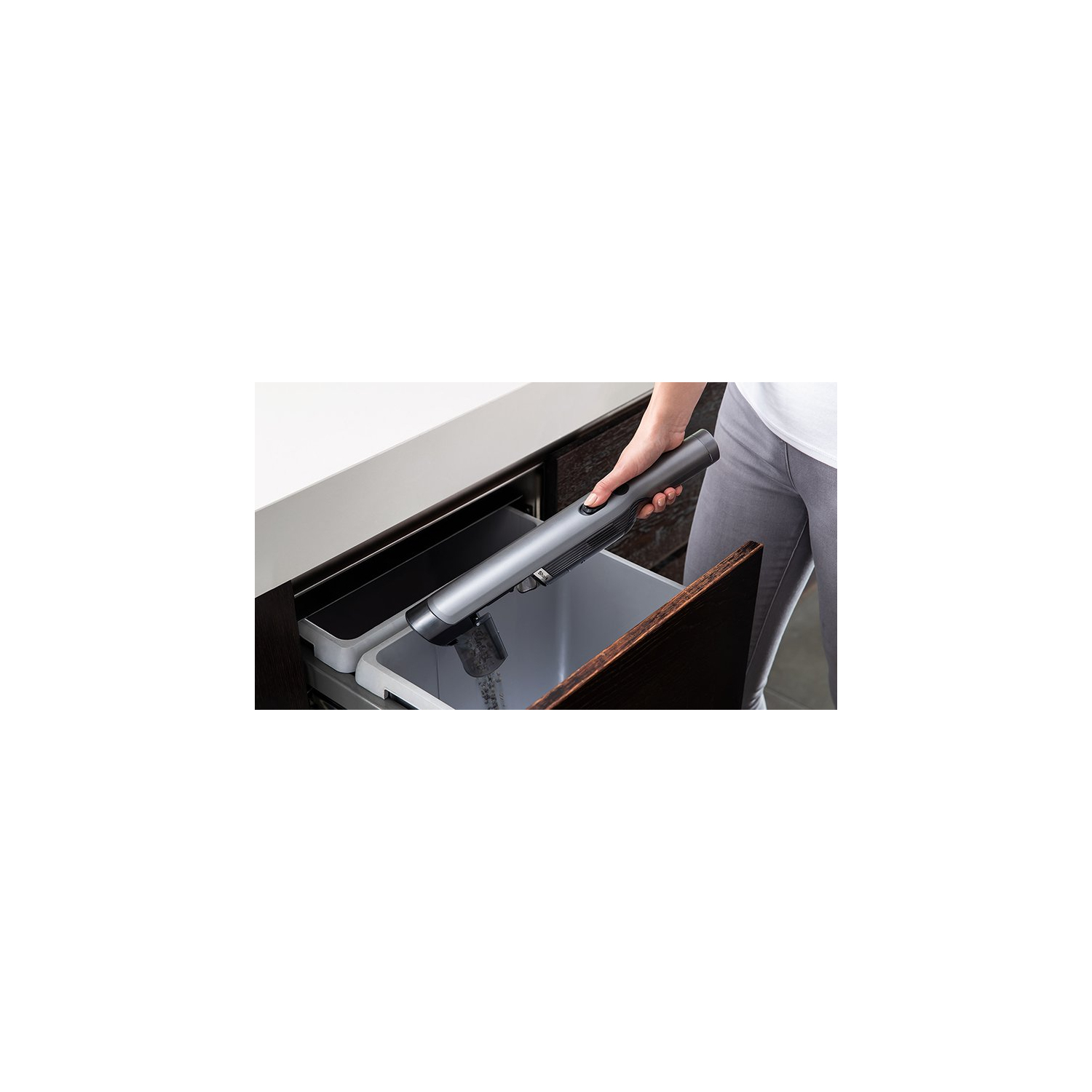 Shark WV200UK Cordless HandHeld Vacuum Cleaner (Single Battery) - Shark Steel Grey full image