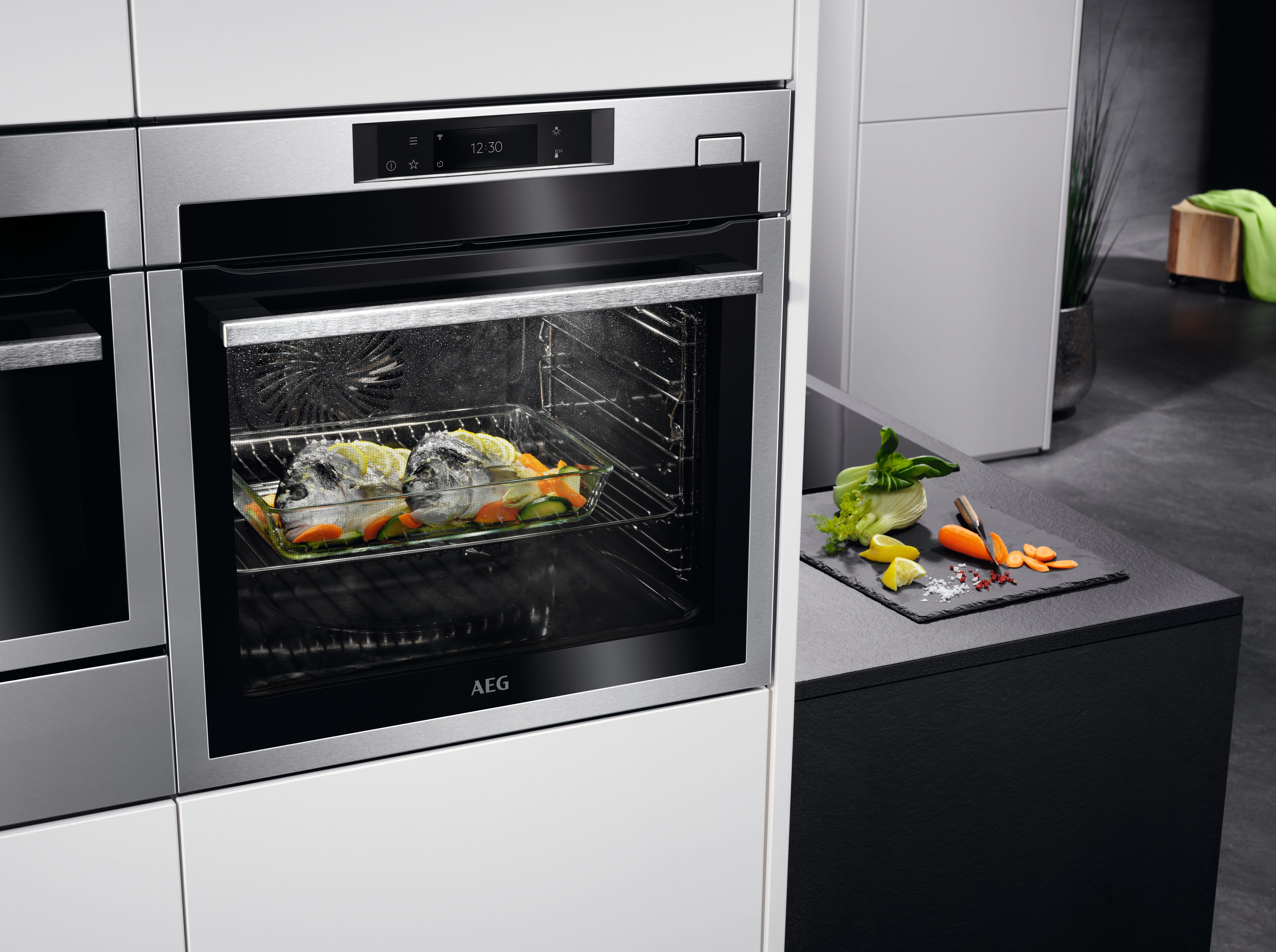 AEG BSE782380M 59.5cm Built In Electric Single Oven - Anti-Fingerprint stainless steel thumbnail image