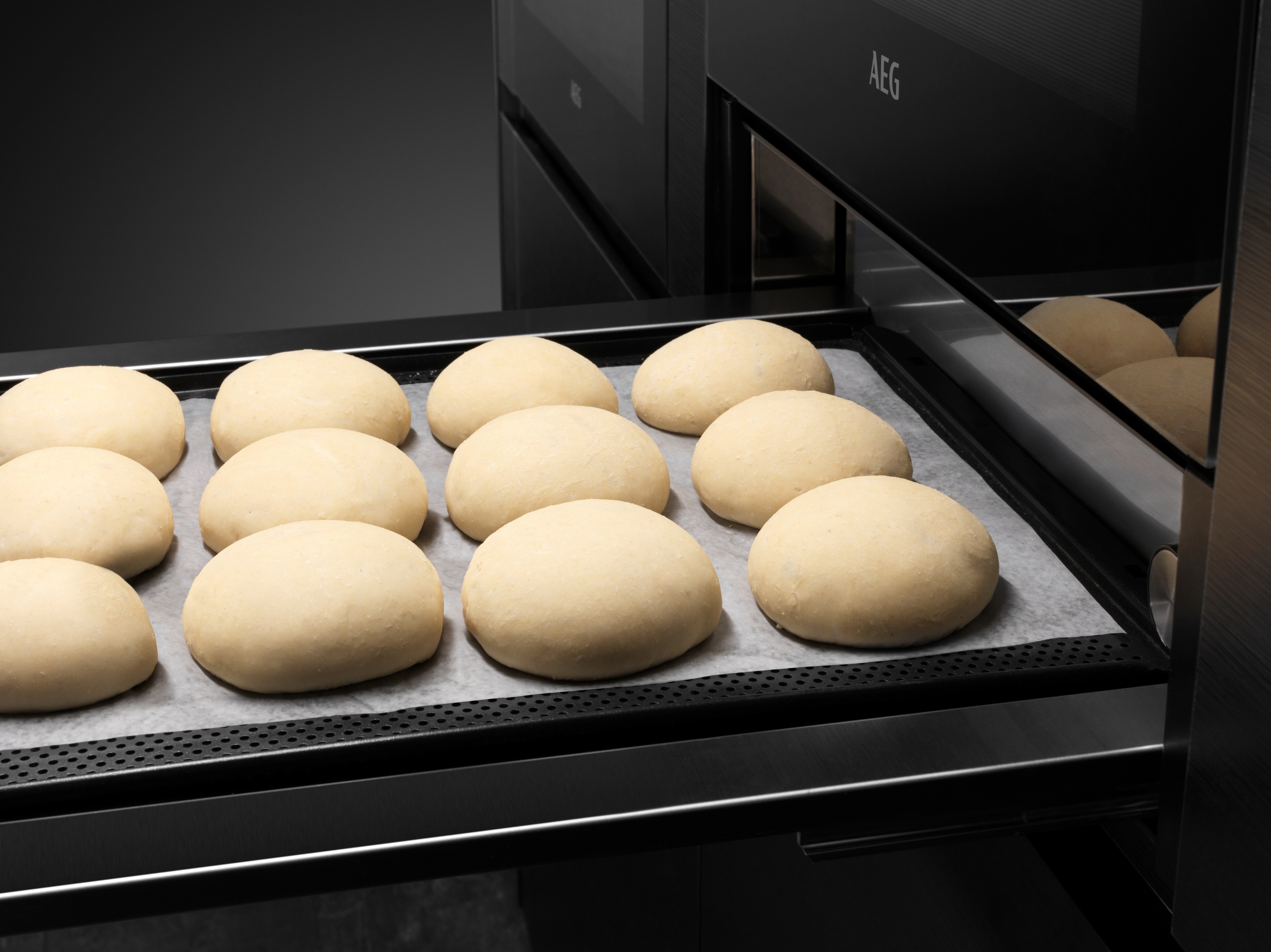 AEG KDE911424B 14cm Warming Drawer - Black Glass thumbnail image