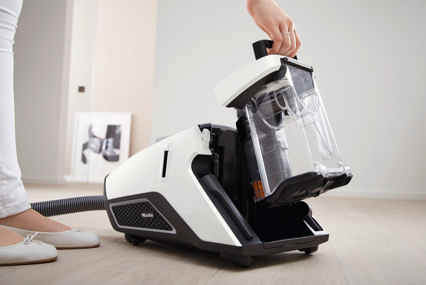 Miele CX1COMFORT Blizzard Comfort Cylinder Vacuum Cleaner - White thumbnail image
