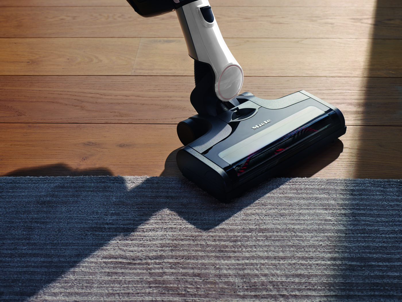 Miele HX2POWERLINE Cordless Stick Vacuum Cleaner - 60 Minutes Run Time - White thumbnail image