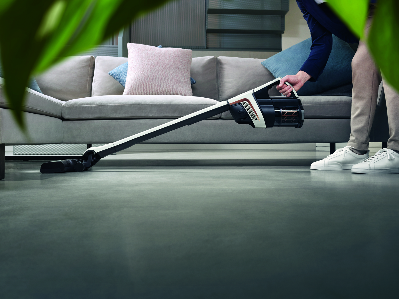 Miele HX2POWERLINE Cordless Stick Vacuum Cleaner - 60 Minutes Run Time - White thumbnail image