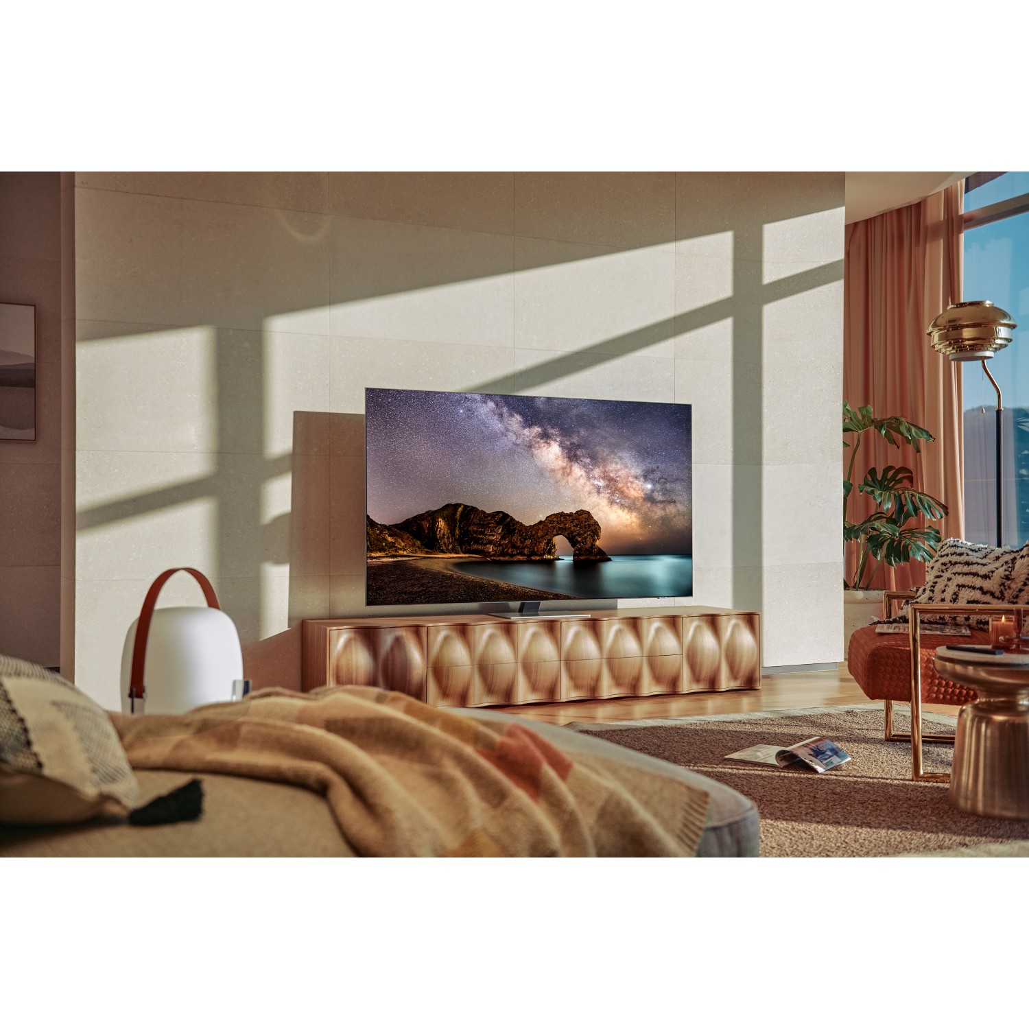Samsung QE55QN85AATXXU 55" 4K Neo QLED Smart TV Quantum Matrix Technology Quantum HDR 1500 powered by HDR10+ with Wide Viewing Angle thumbnail image