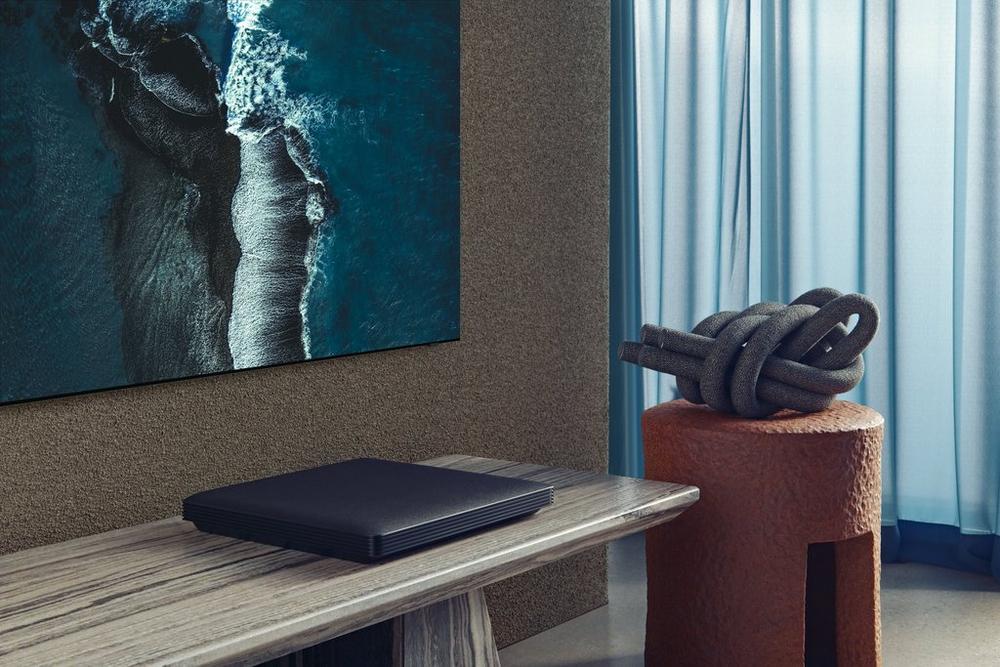 Samsung QE65QN800ATXXU 65" 8K Neo QLED Smart TV Quantum HDR 2000 powered by HDR10+ with Ultra Viewing Angle and Anti Reflection thumbnail image