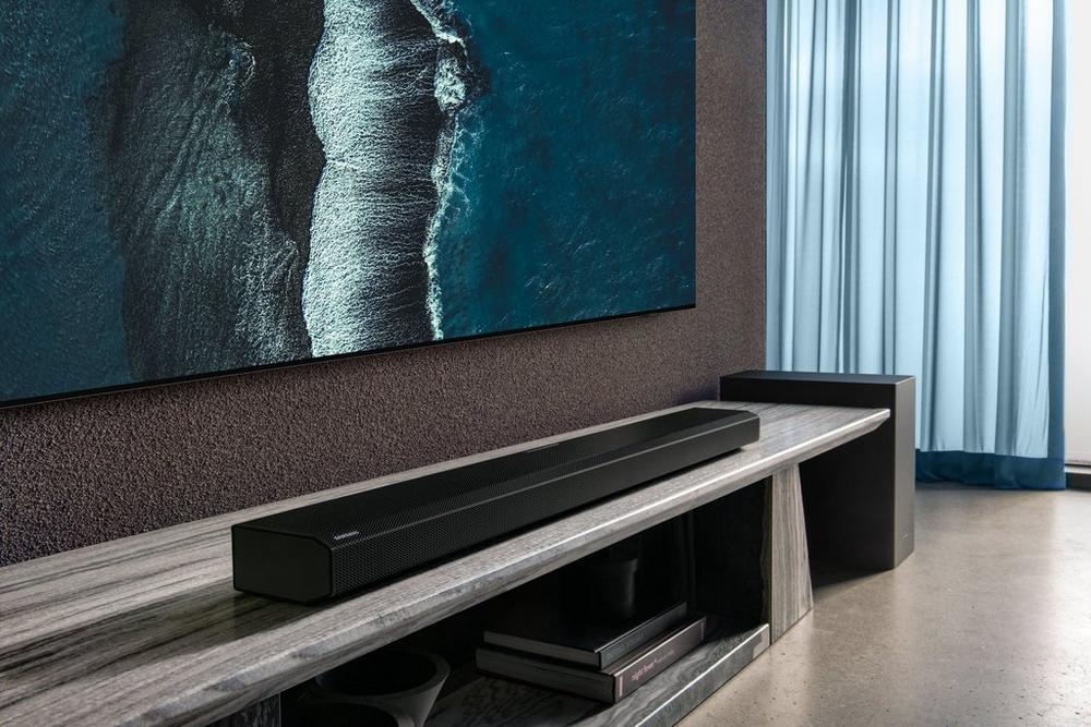 Samsung QE65QN800ATXXU 65" 8K Neo QLED Smart TV Quantum HDR 2000 powered by HDR10+ with Ultra Viewing Angle and Anti Reflection thumbnail image