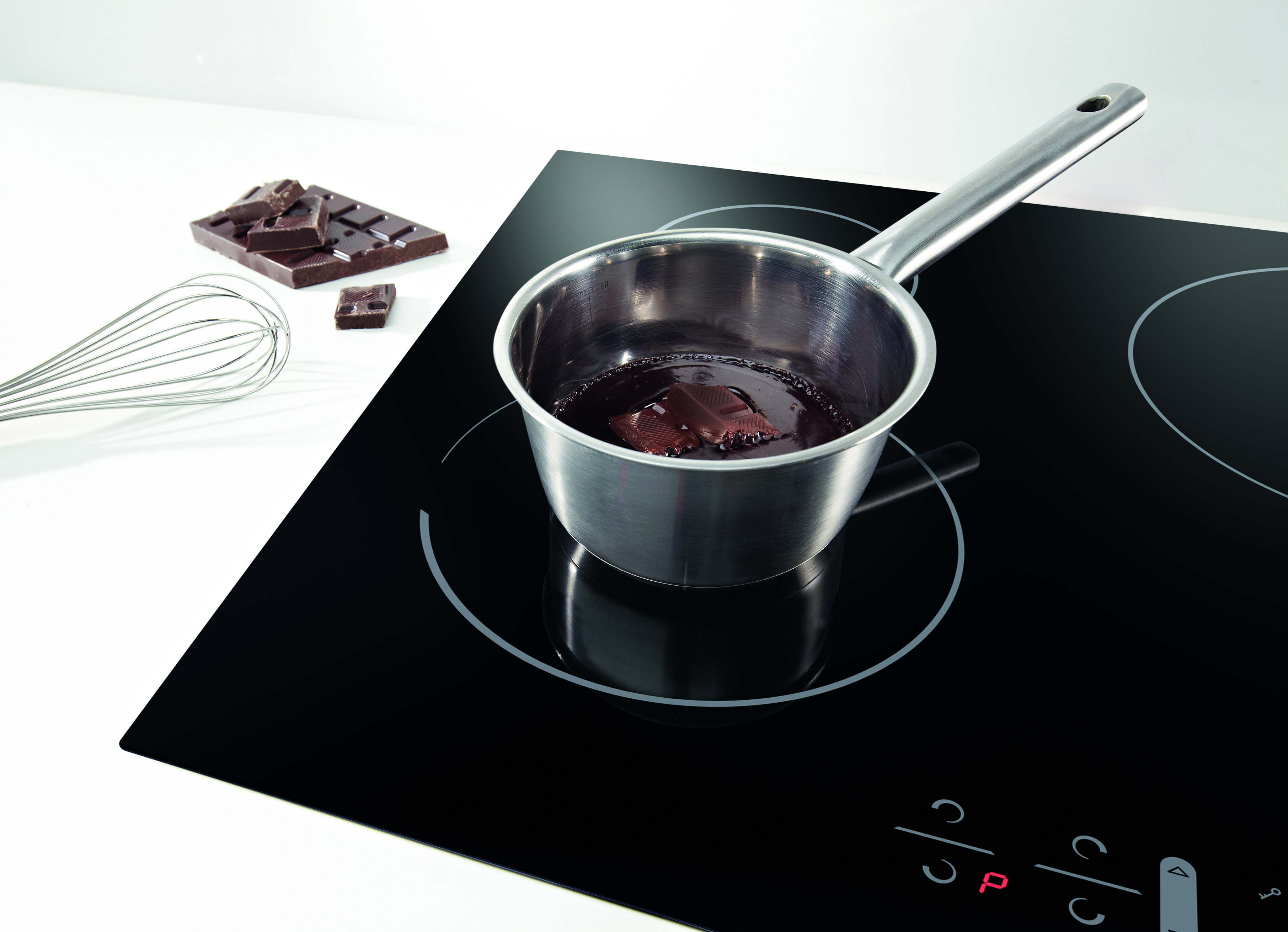 Hisense I6421C 59.5cm Induction Hob - Black thumbnail image