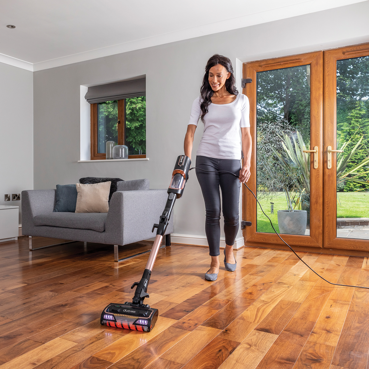 Shark HZ500UKT Anti Hair Wrap Corded Stick Vacuum Cleaner with Flexology & TruePet - Rose Gold thumbnail image