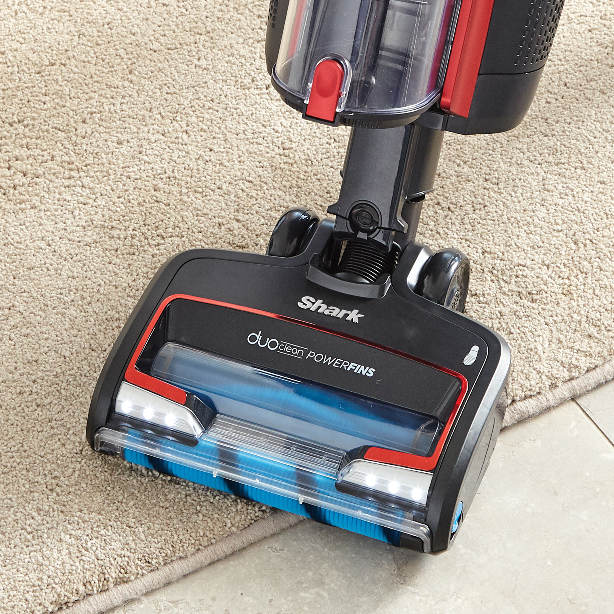 Shark ICZ300UK Anti Hair Wrap Cordless Upright Vacuum Cleaner with PowerFins & Powered Lift-Away - 60 Minute Run Time - Red thumbnail image
