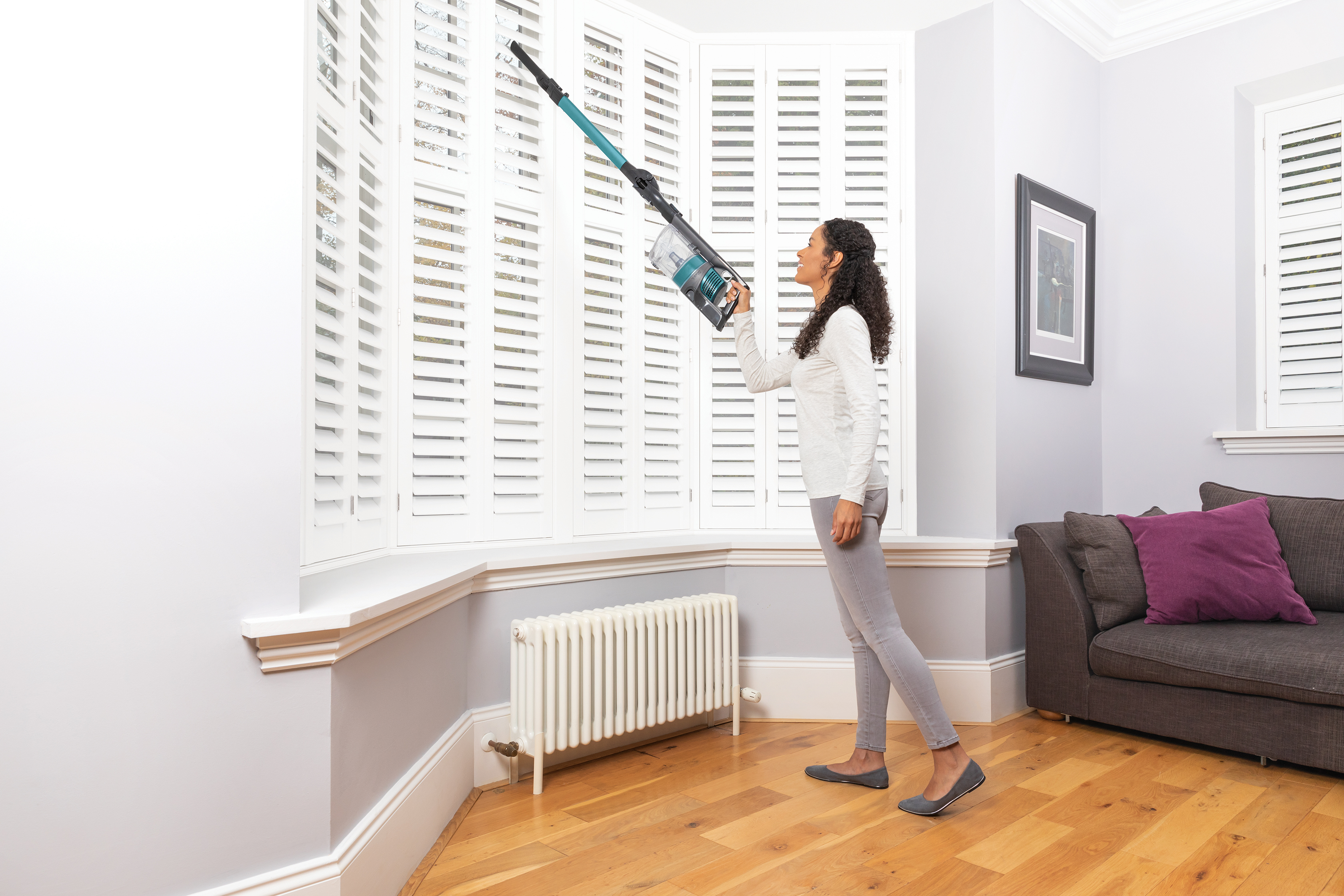 Shark IZ201UKT Anti Hair Wrap Cordless Pet Vacuum Cleaner - 40 Minute Run Time thumbnail image