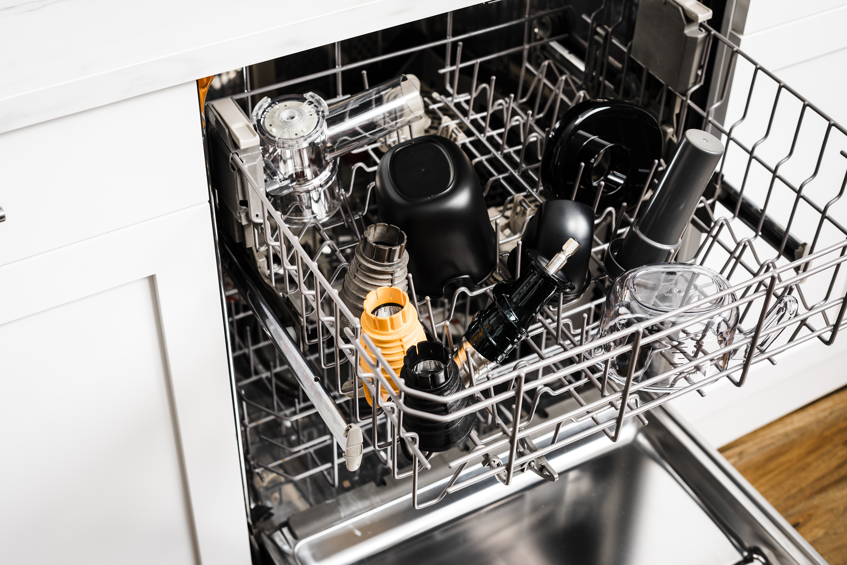Ninja JC100UK Cold Press Juicer - Grey/Black thumbnail image