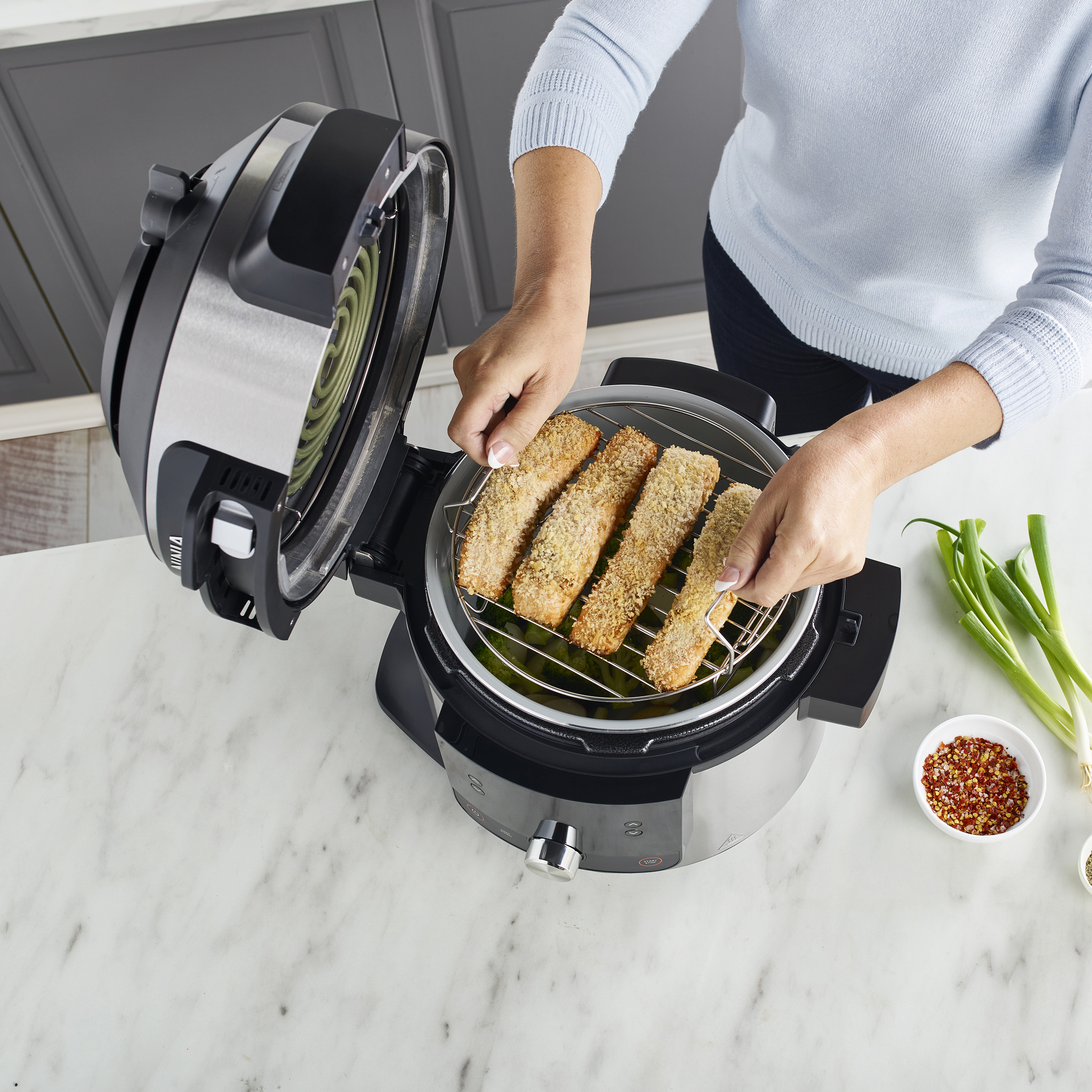 Ninja OL650UK 7.5L 14-In-1 One Lid Multi Cooker - Black / Stainless Steel thumbnail image