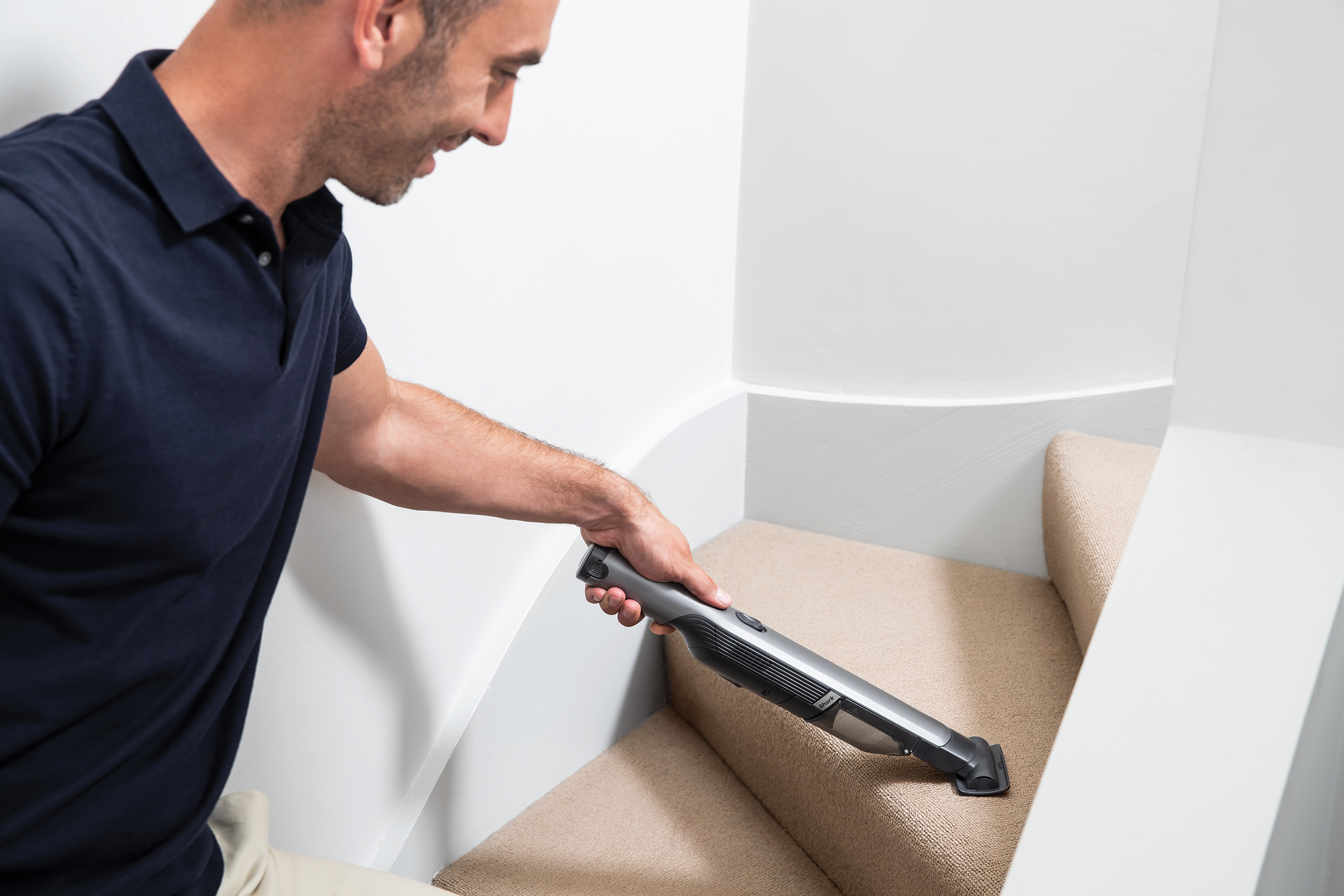 Shark WV251UK Cordless Handheld Vacuum Cleaner [Twin Battery] - 32 Minute Run Time- Silver thumbnail image