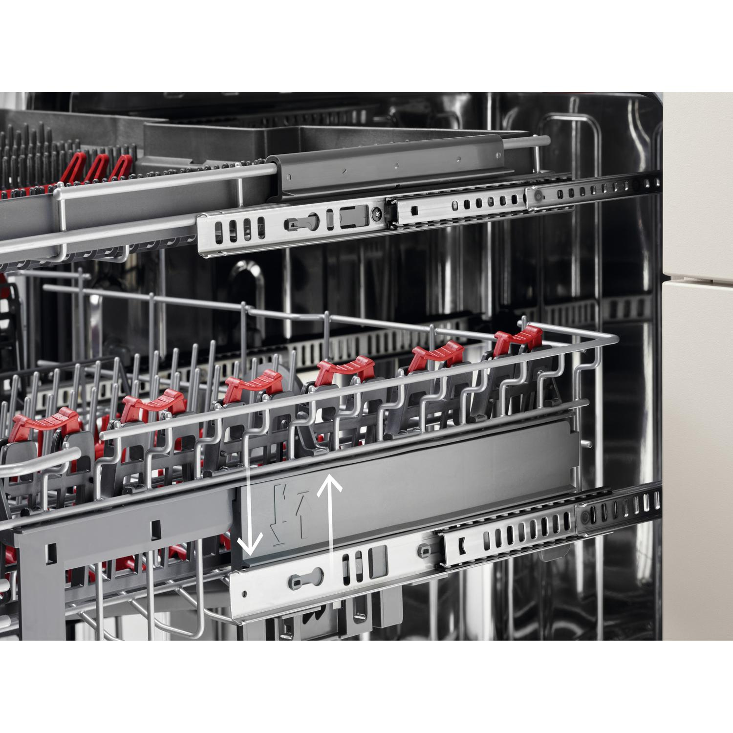 AEG FSB54907Z Integrated Dishwasher - 14 Place Settings thumbnail image
