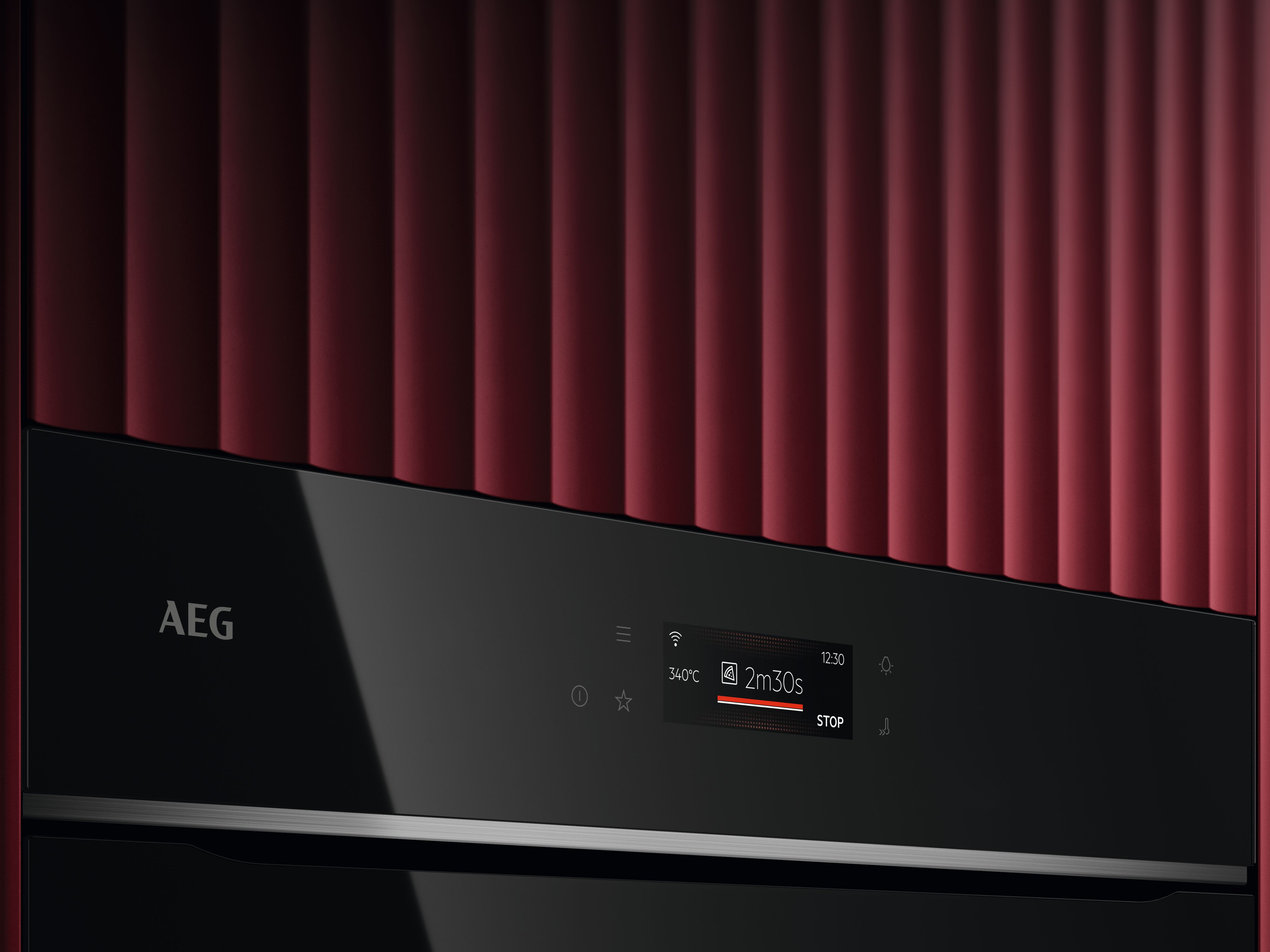 AEG GX7PB63FSB 59.6cm Built In Electric Single Oven with PizzaExpert - Gloss Black with Steel Trim thumbnail image
