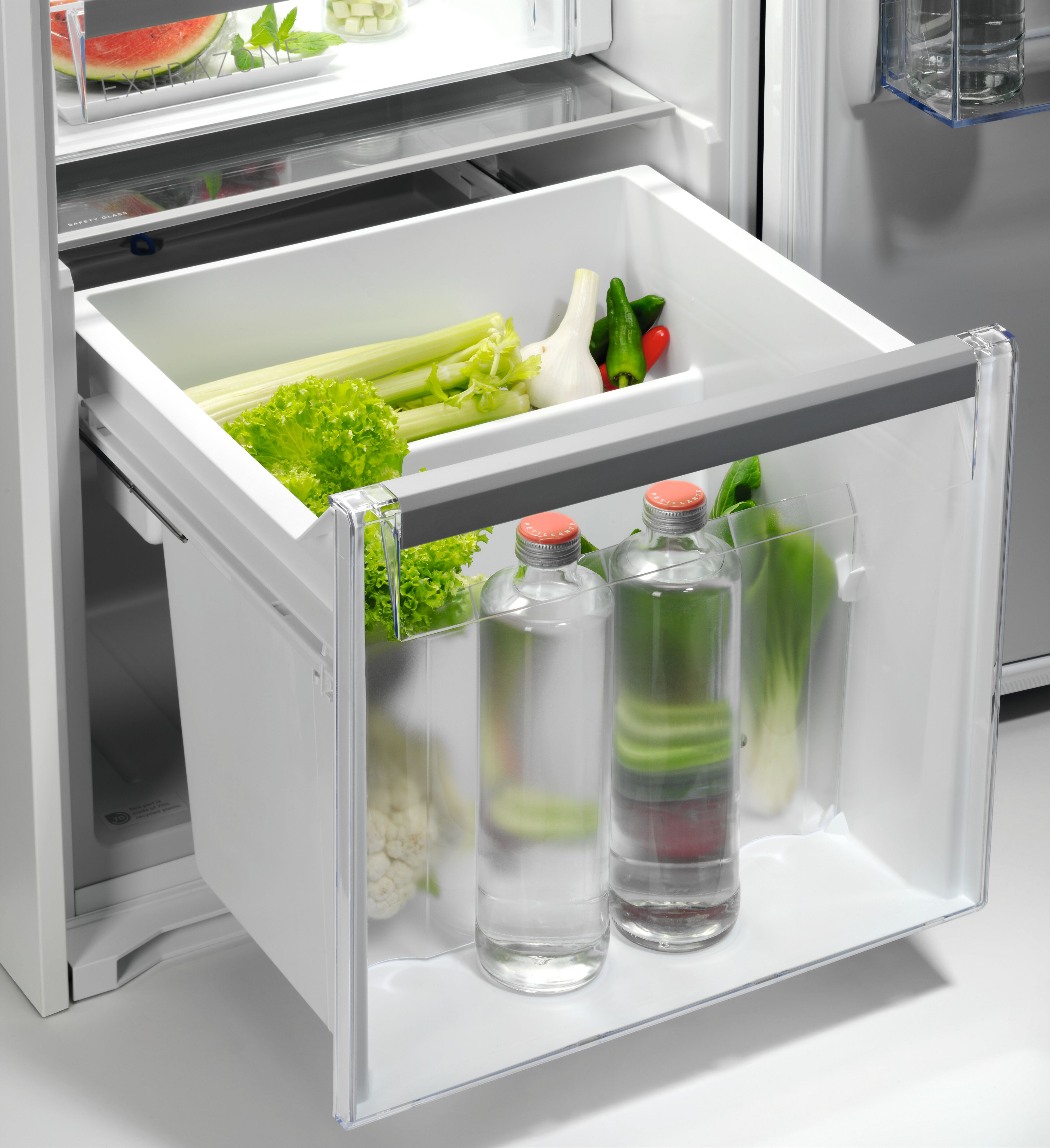 AEG NSK6D181EC Fully Integrated Larder Fridge - Fixed Hinge thumbnail image