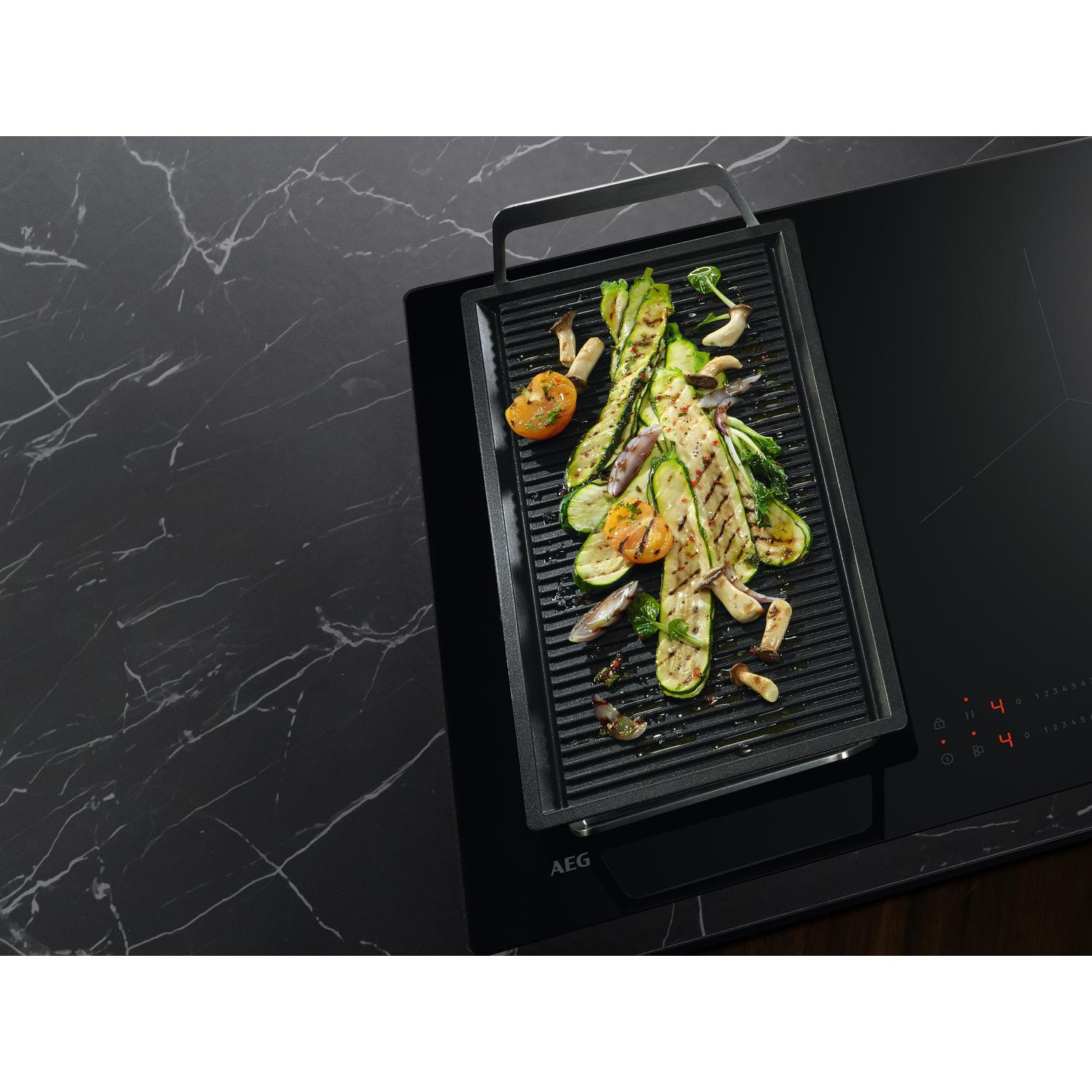 AEG Exclusiv Line SO64IB0BFZ 59cm Induction Hob - Black thumbnail image