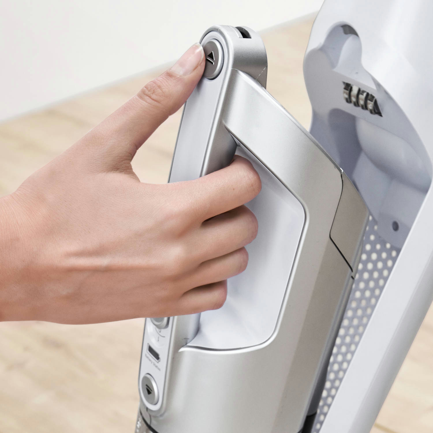 Bosch BBH3280GB Cordless Upright Vacuum Cleaner thumbnail image