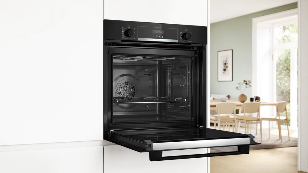 Bosch HQA574BB3B Built In Electric Single Oven thumbnail image