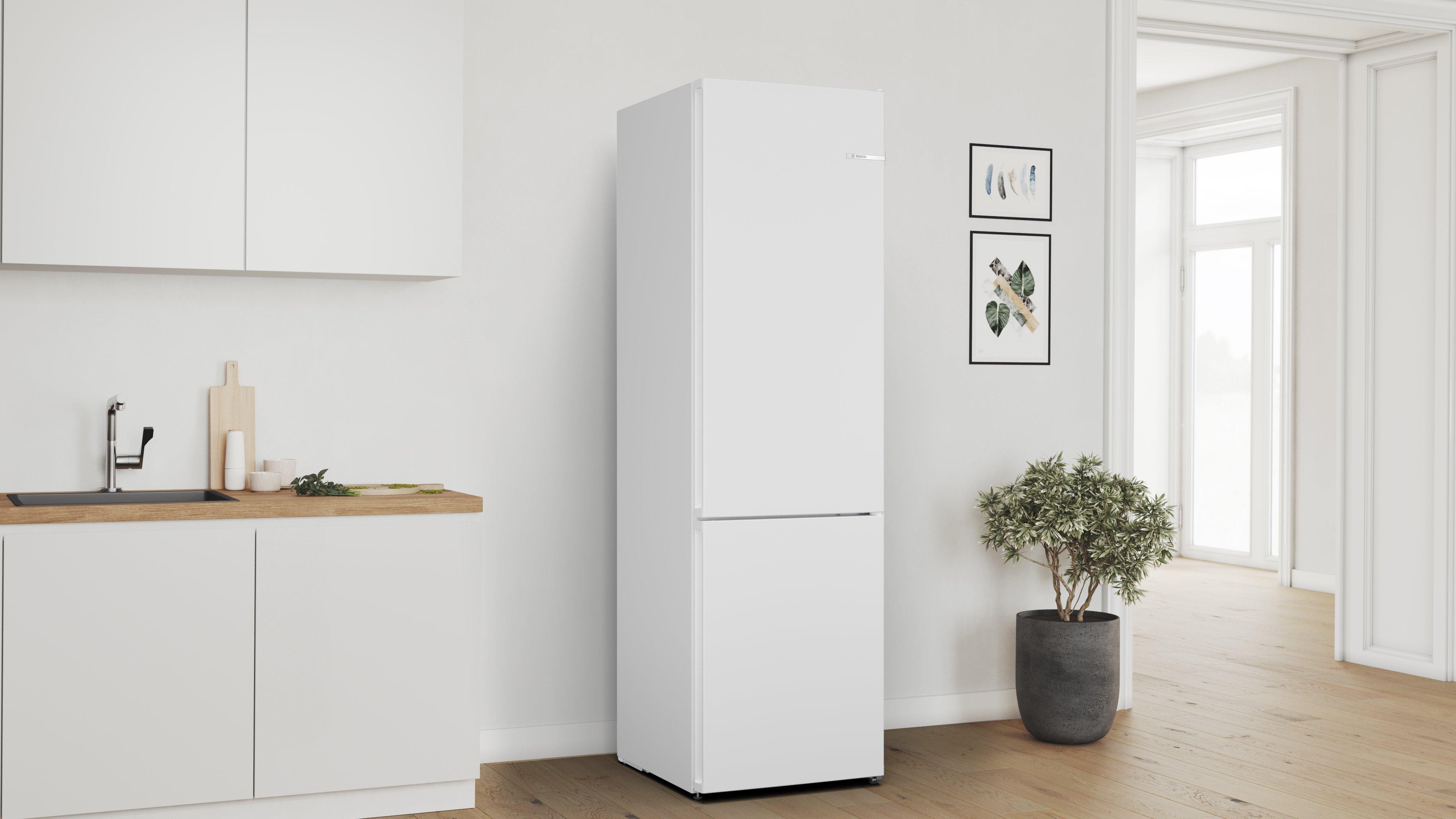 Bosch KGN392WDFG 60cm 70/30 Frost Free Fridge Freezer - White thumbnail image