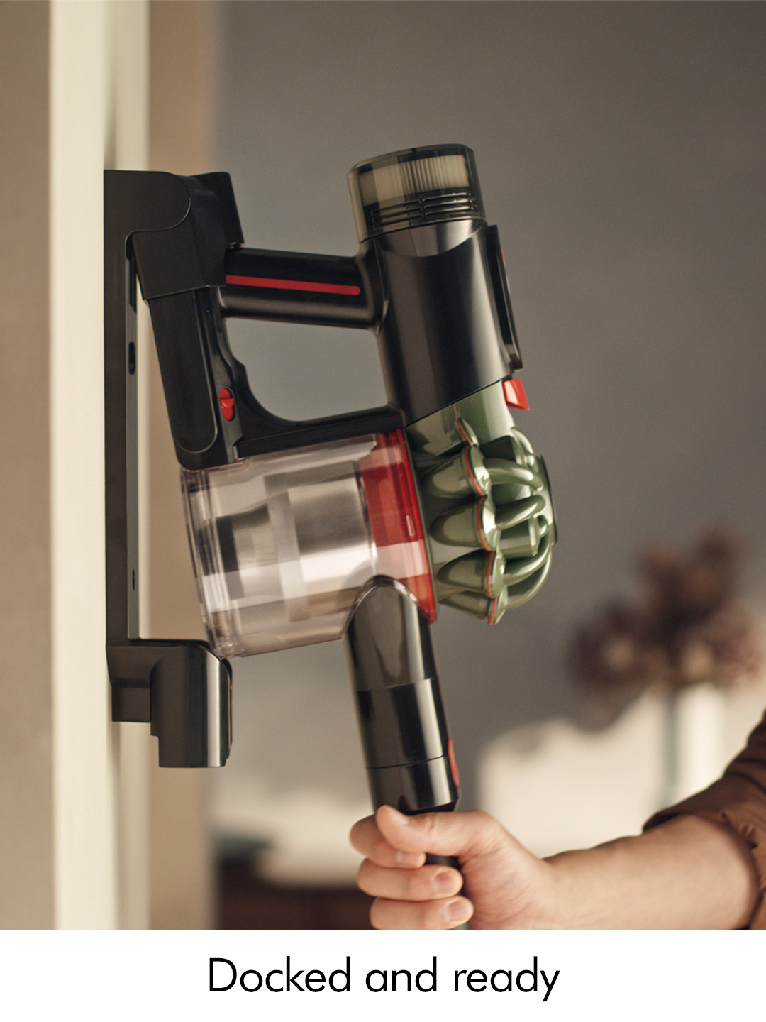 Dyson V8CYCLONE (226564-01) Cordless Vacuum - Black / Green thumbnail image
