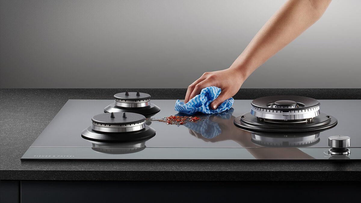 Fisher & Paykel CG905DNGGB4 90cm Gas Hob - Black Glass thumbnail image