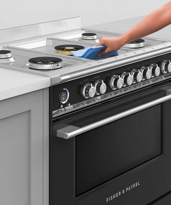 Fisher & Paykel OR90SCG6B1 90cm Dual Fuel Pyrolytic Cooker - Black thumbnail image
