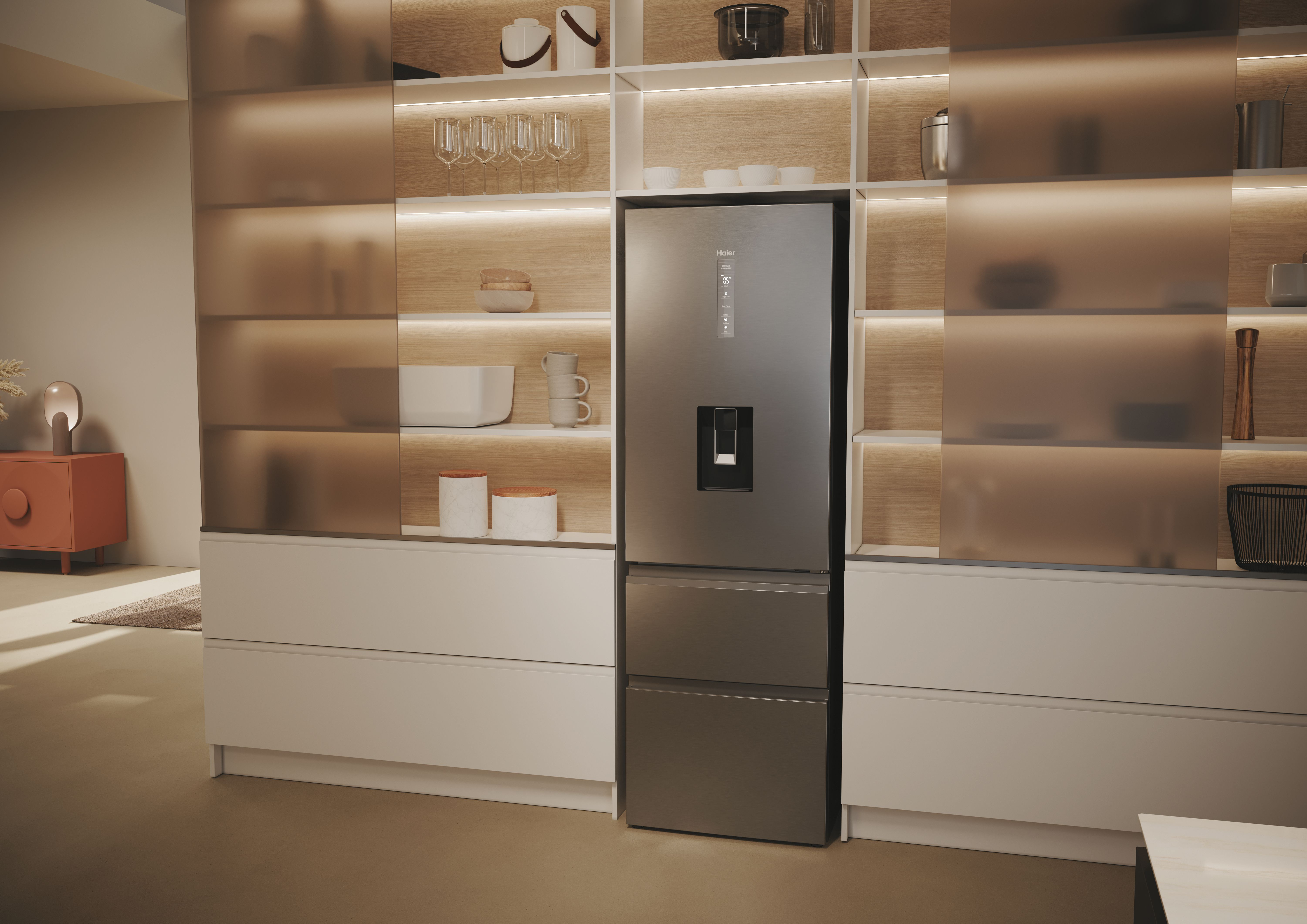 Haier HTW5618EWMG 60/40 Fridge Freezer - Silver thumbnail image