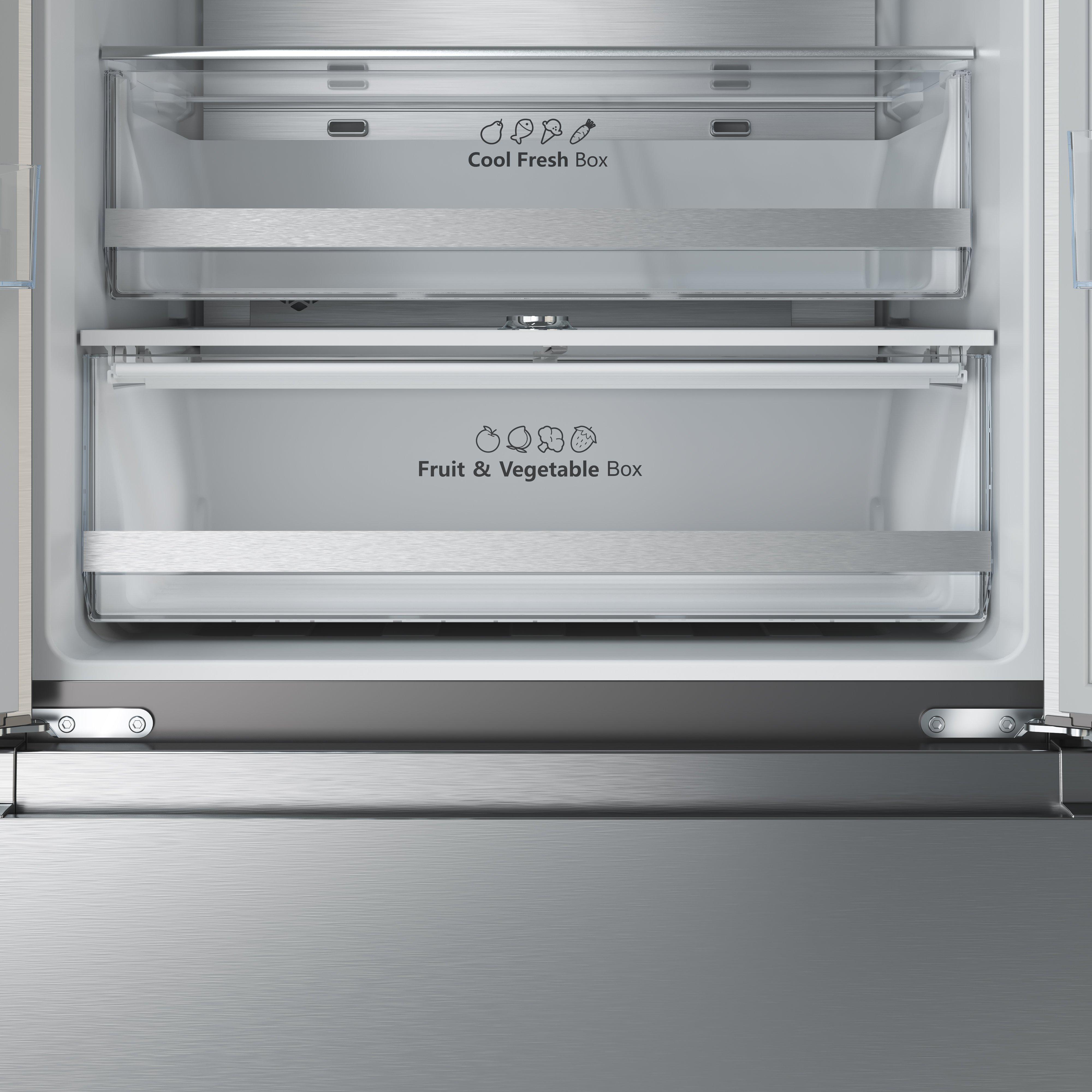 Hisense RF632N4WIE 70.4cm 60/40 Frost Free American Fridge Freezer - Stainless Steel thumbnail image