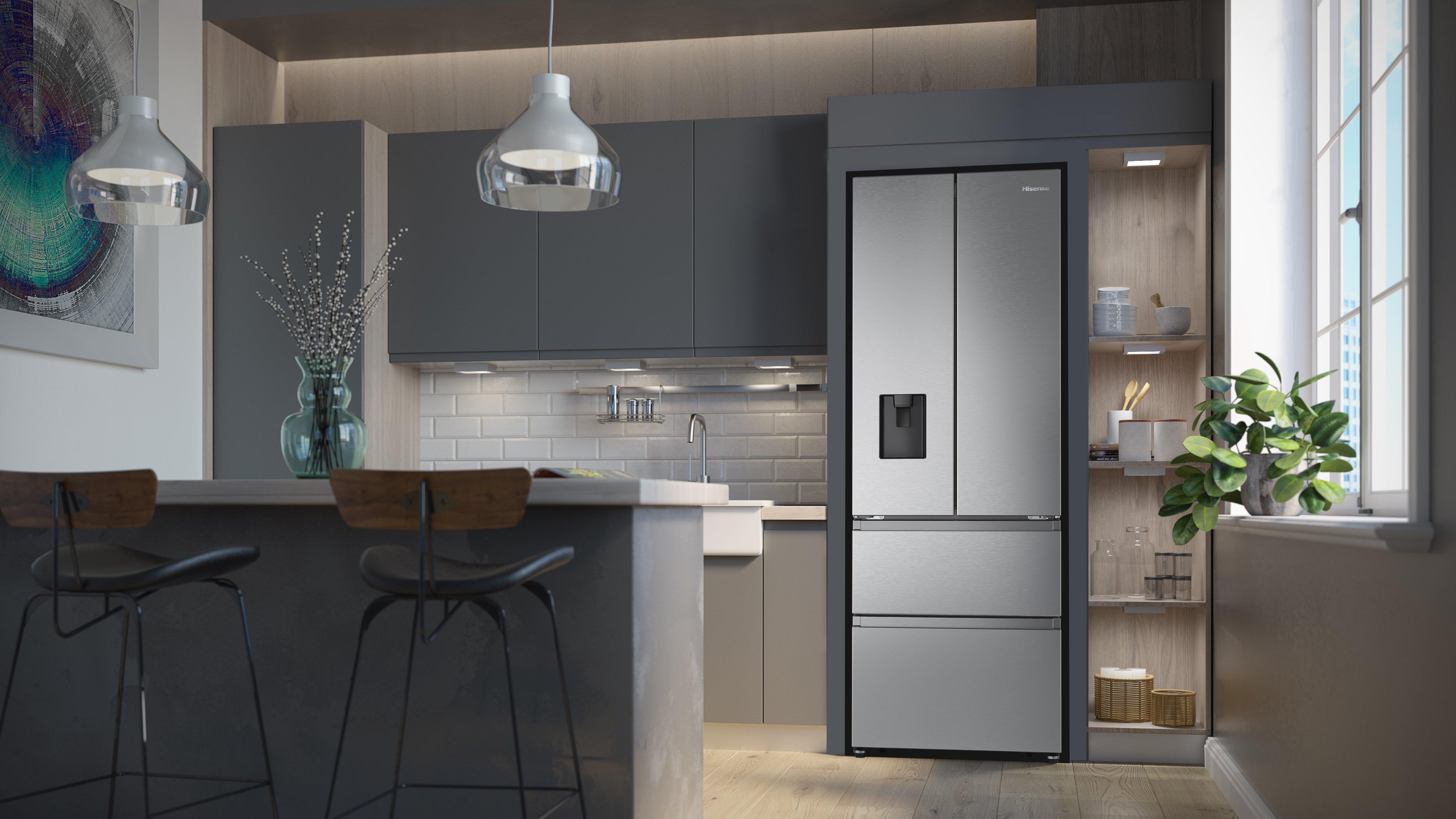 Hisense RF632N4WIE 70.4cm 60/40 Frost Free American Fridge Freezer - Stainless Steel thumbnail image