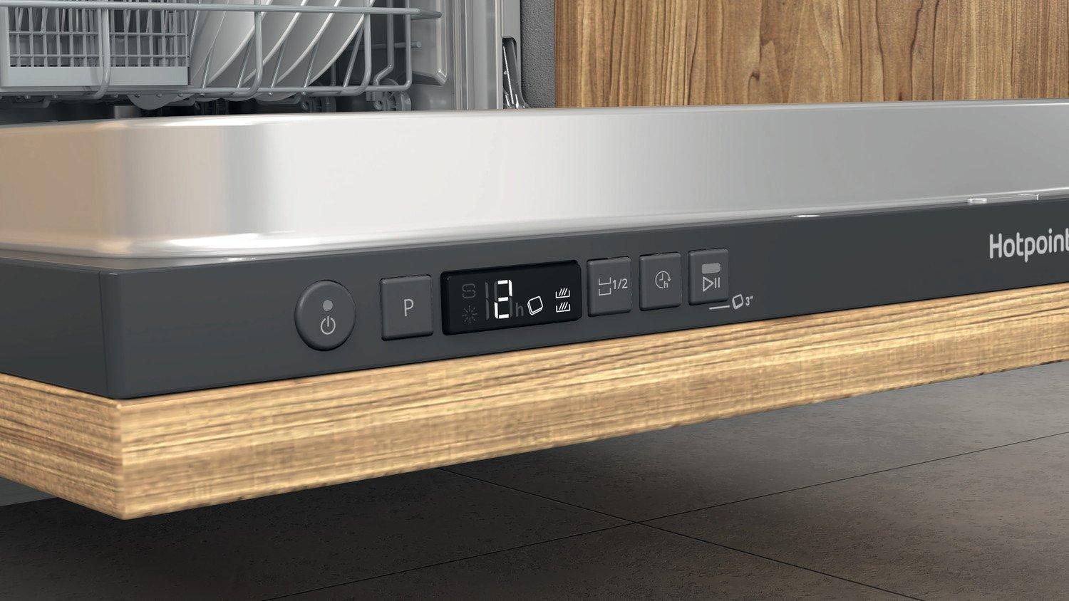 Hotpoint H2IHKD526UK Integrated Full Size Dishwasher - 14 Place Settings thumbnail image