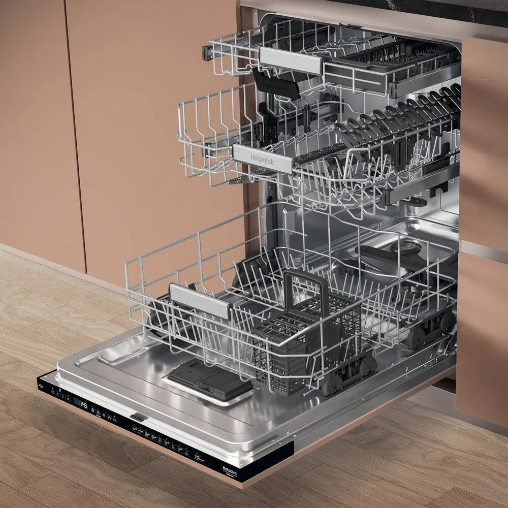 Hotpoint H8IHP42LUK Built In Dishwasher - 14 Place Settings thumbnail image