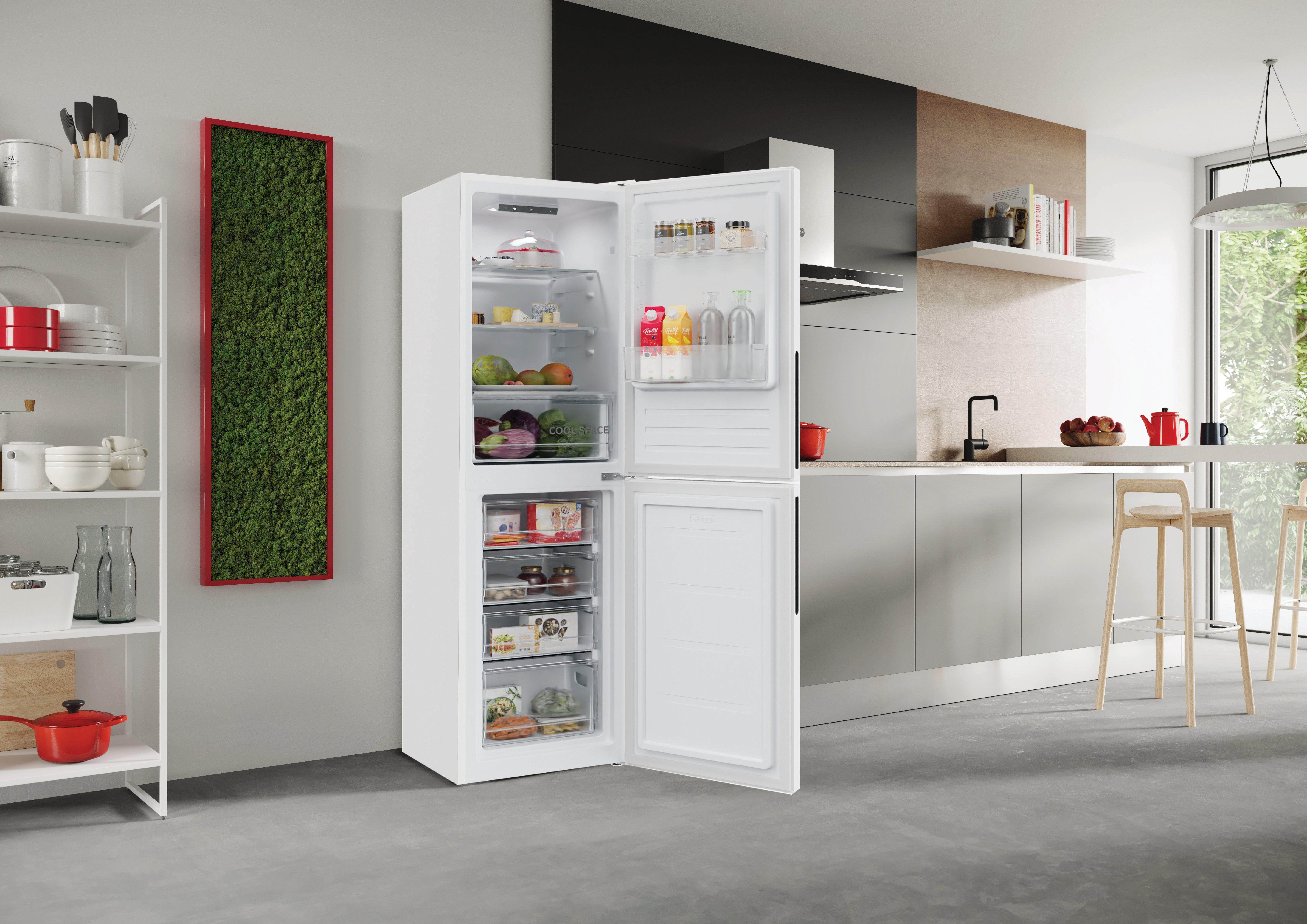 Hoover HVT3CLECKIHW Fridge Freezer  thumbnail image