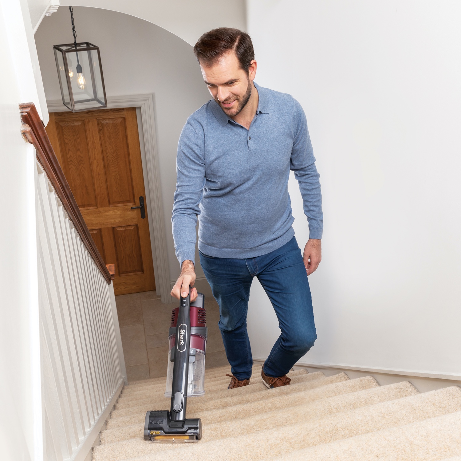 Shark IZ251UKT Anti Hair Wrap Cordless Pet Vacuum Cleaner - 80 Minute Run Time thumbnail image